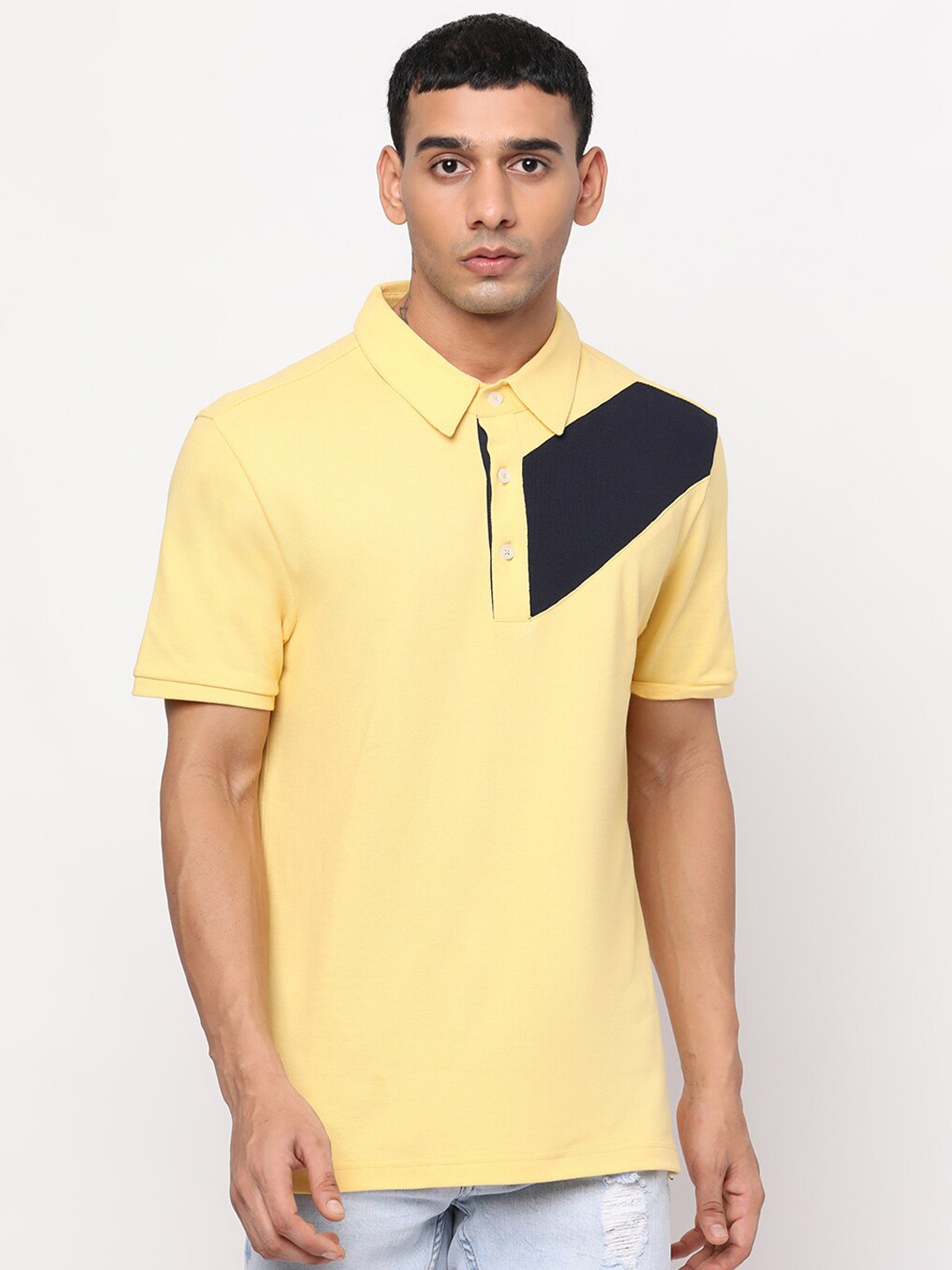 

YOONOY Men Yellow Polo Collar Slim Fit T-shirt
