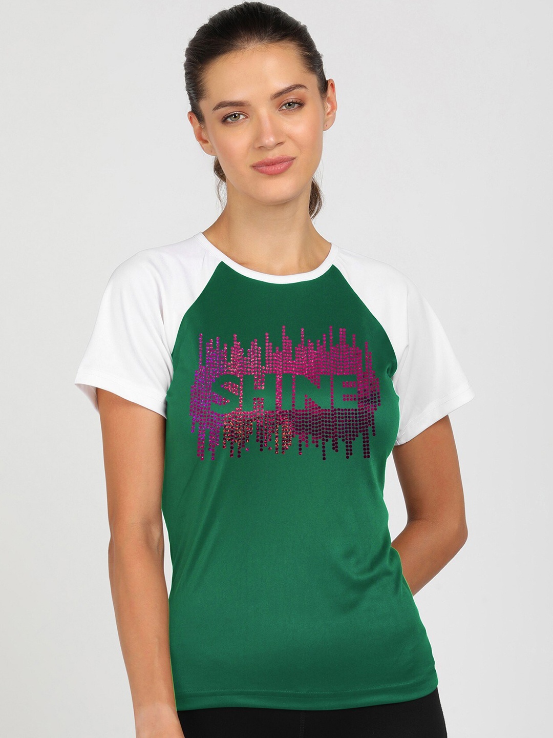

shashvi Women Green Typography Printed T-shirt