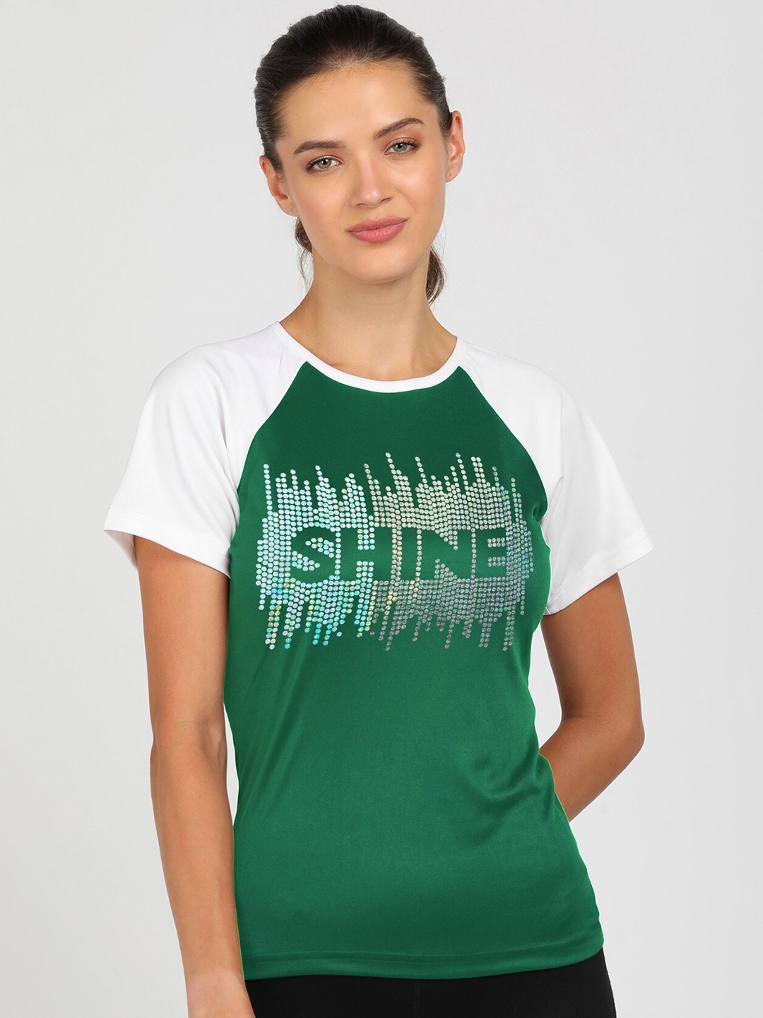 

shashvi Women Green Typography Printed T-shirt