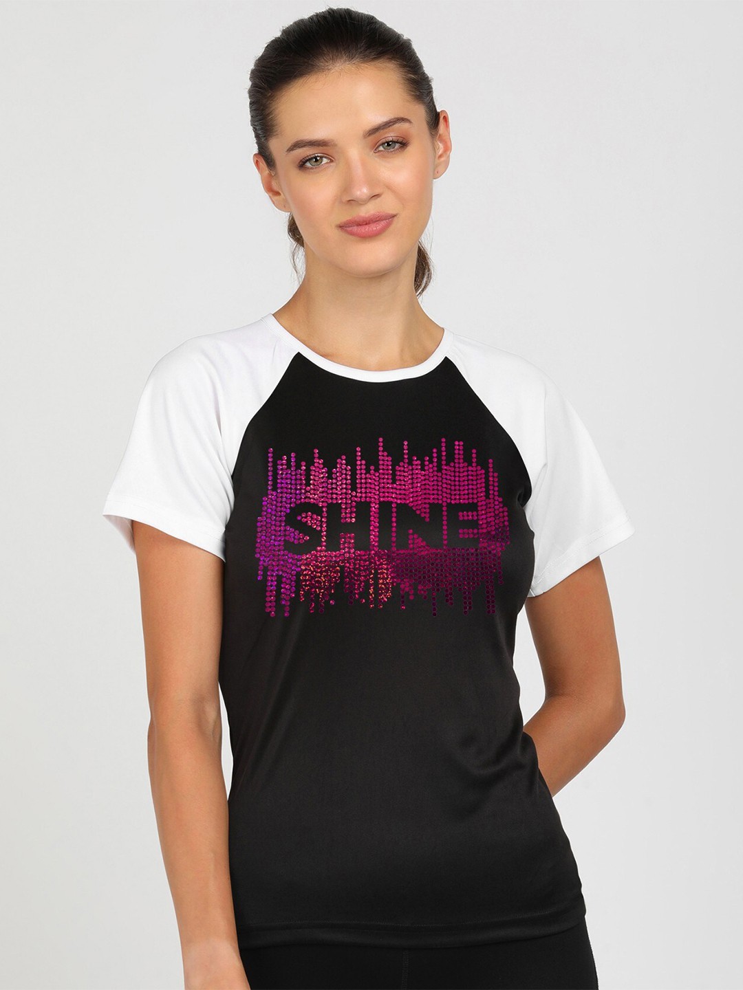

shashvi Women Black Typography Printed T-shirt