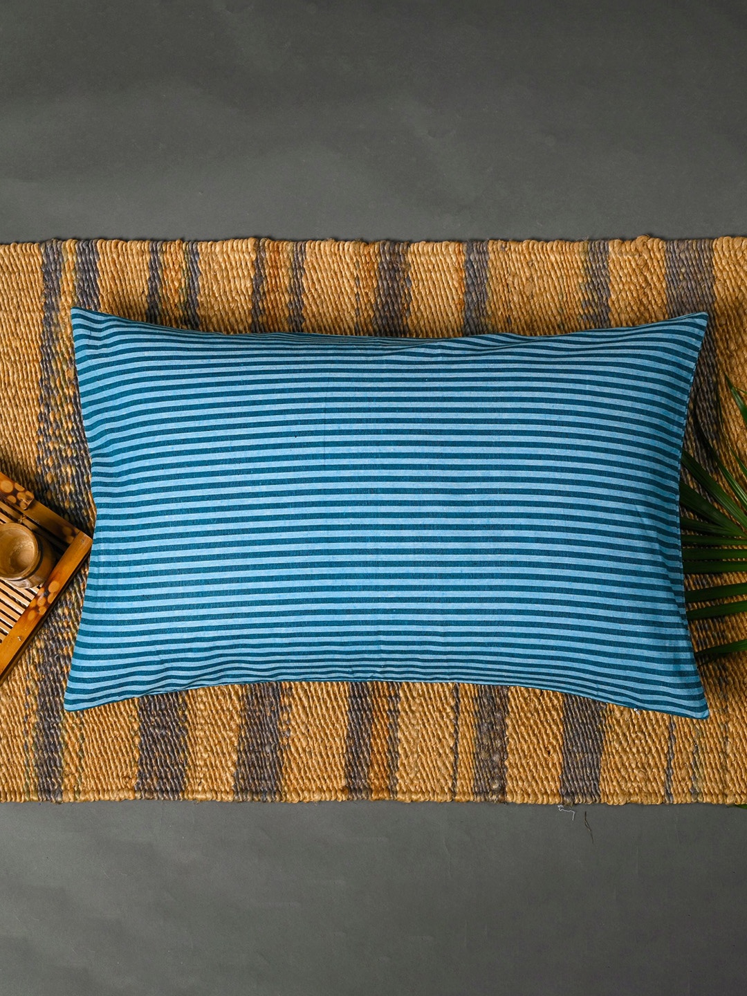 

OUSSUM Blue Set Of 2 Striped Cotton Pillow Covers