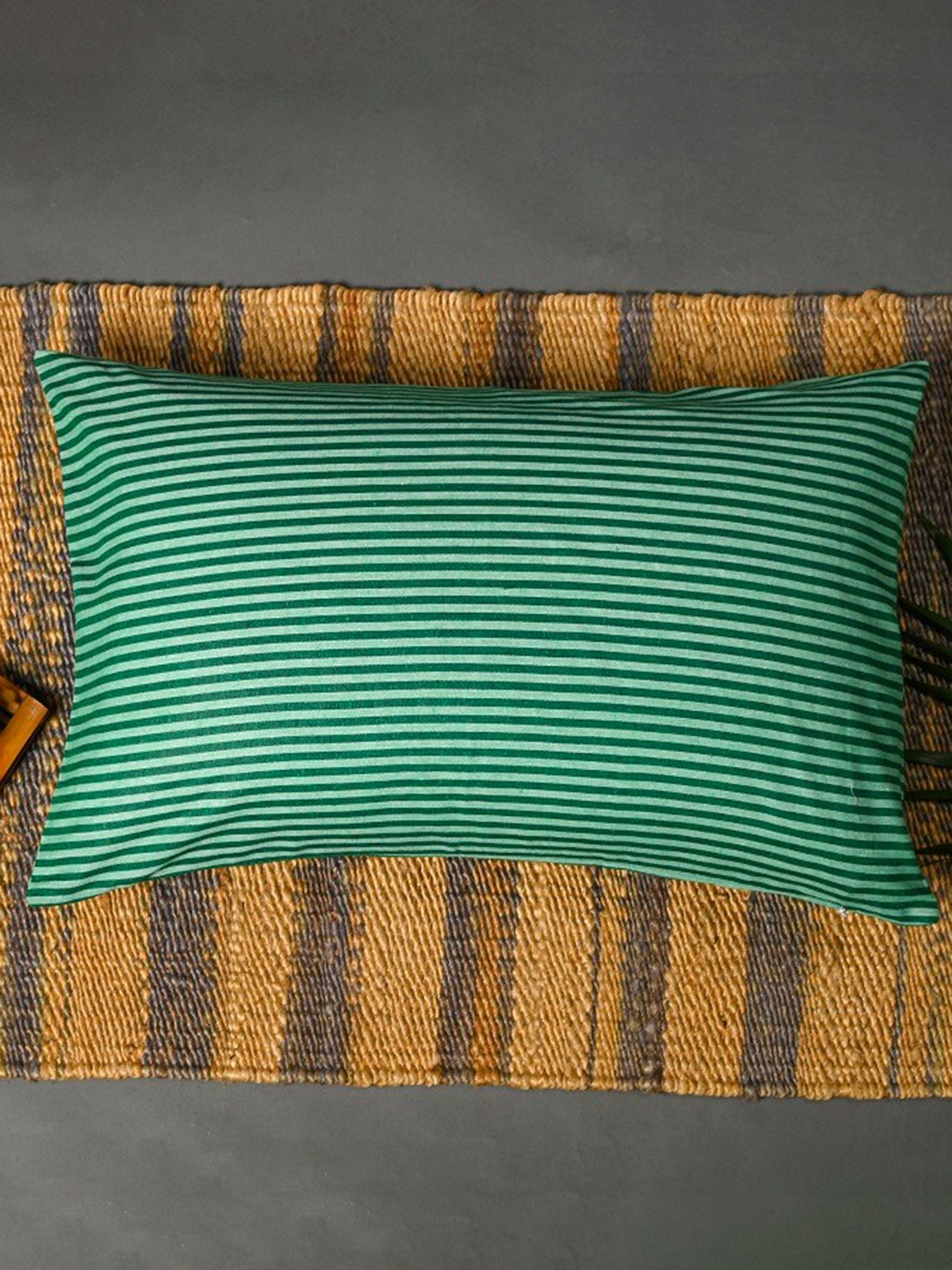 

OUSSUM Green Set Of 2 Striped Cotton Pillow Covers