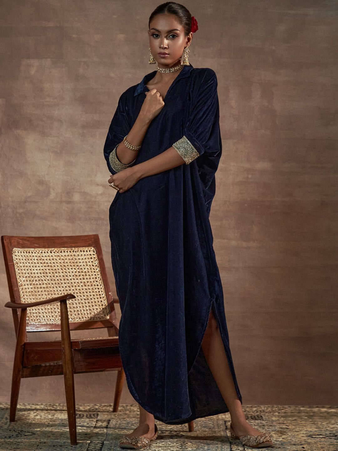 

Alaya By Stage3 Women Navy Blue Draped Kaftan Velvet Kurta