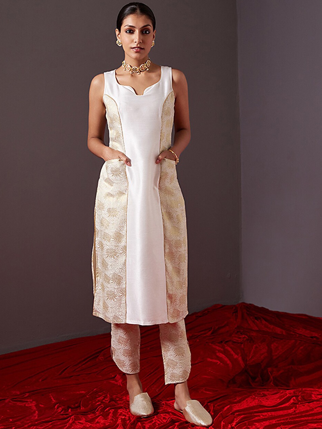 

Abhishti Women White Printed Panelled Kurta with Trousers