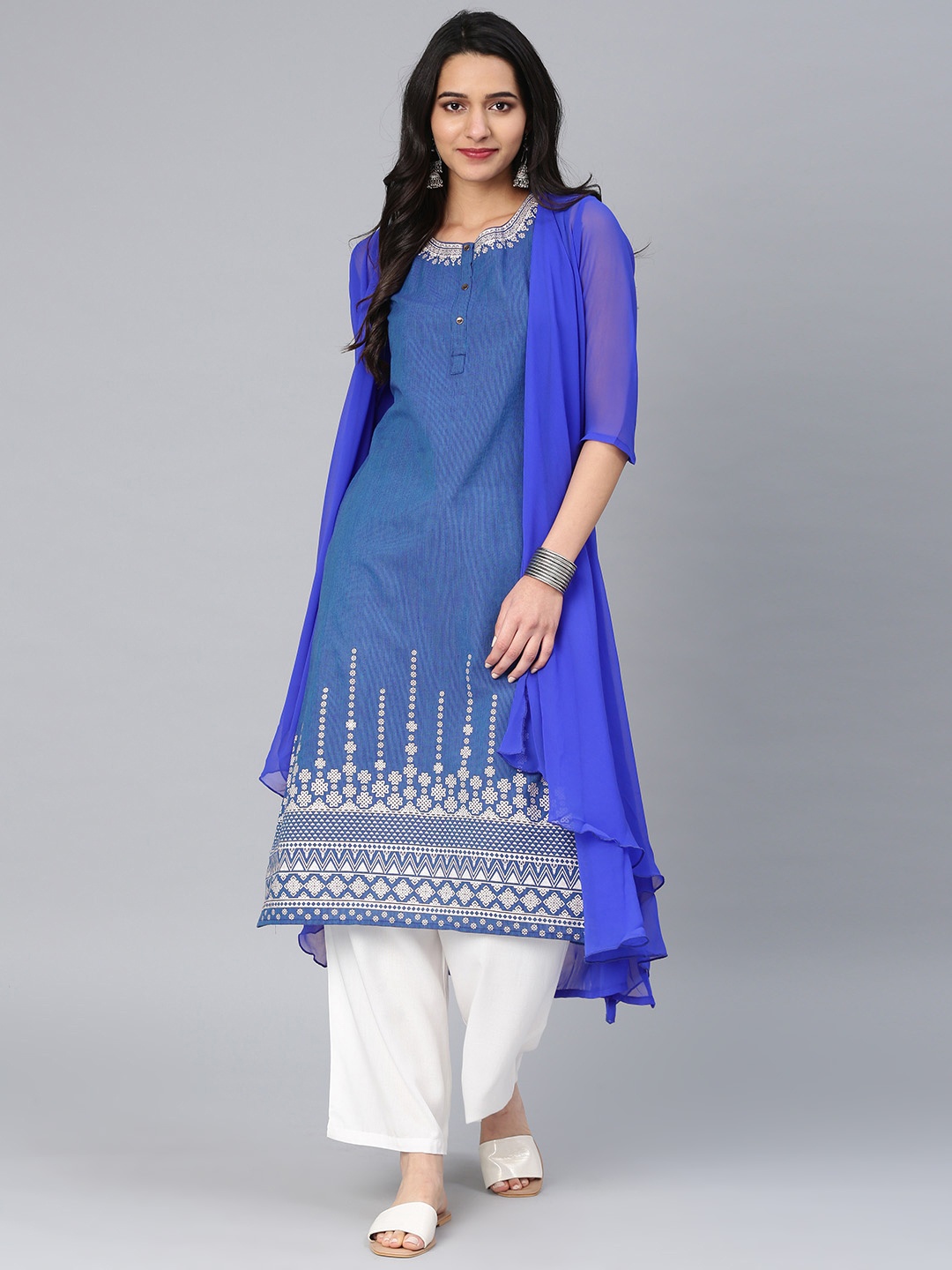 

Vishudh Women Navy Printed A-Line Kurta, Navy blue