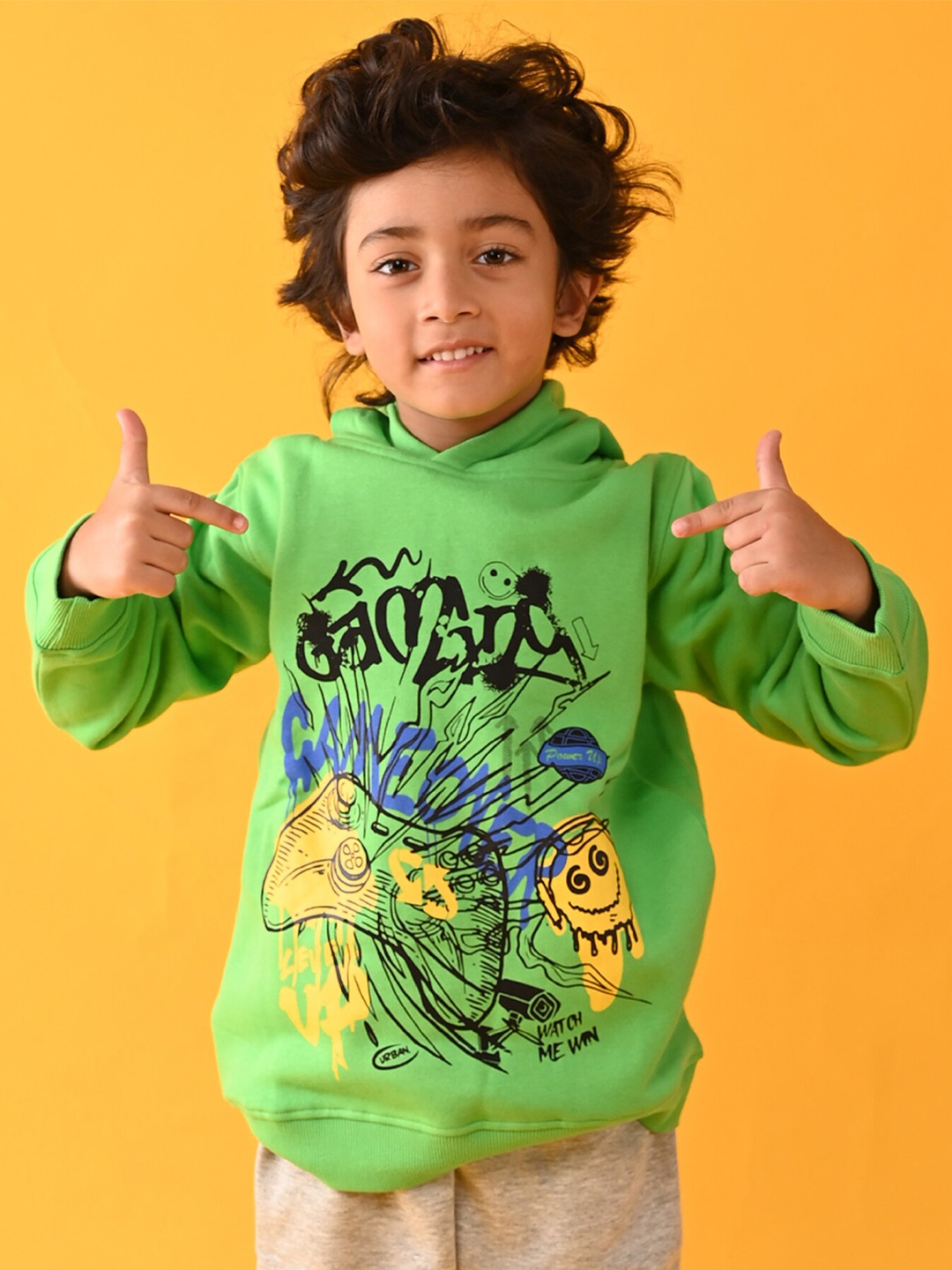 

Anthrilo Boys Green & Cream Gaming Printed Hoodie & Joggers Set