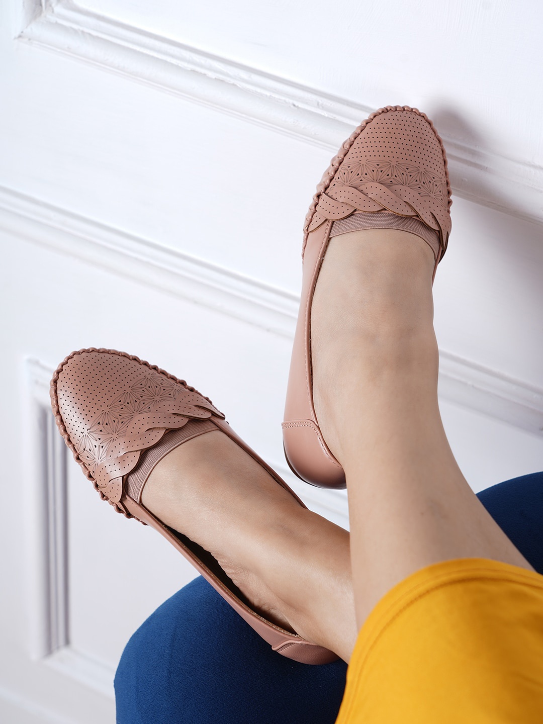 

VEILLE Women Peach-Coloured Textured Ballerinas with Laser cuts