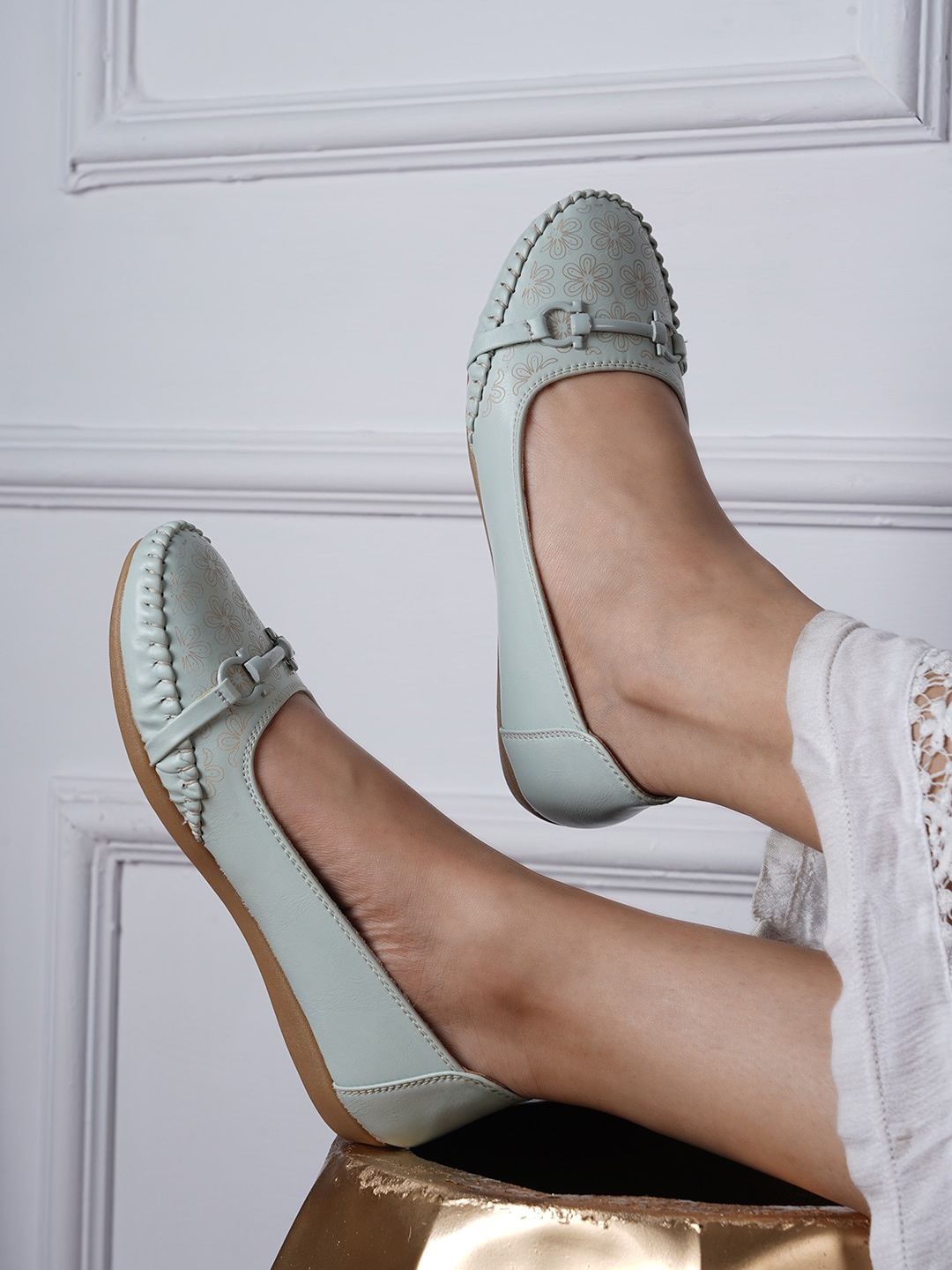 

VEILLE Women Turquoise Blue Printed Ballerinas