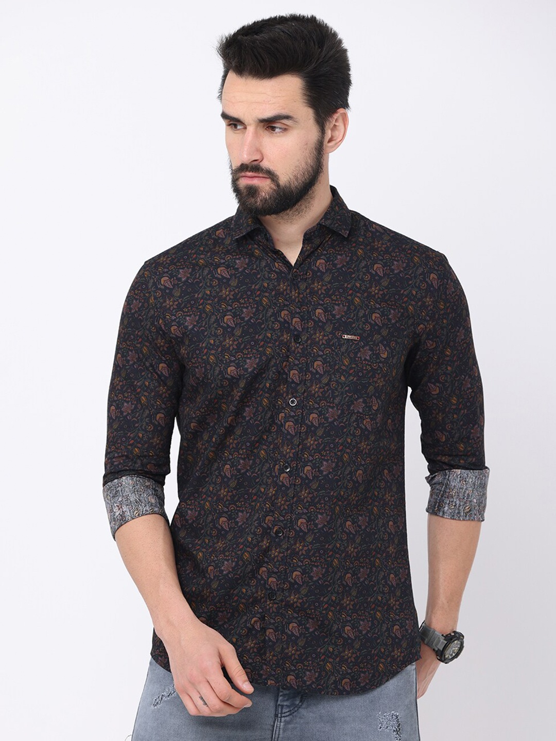 

Jean Cafe Men Black Premium Slim Fit Floral Printed Casual Shirt