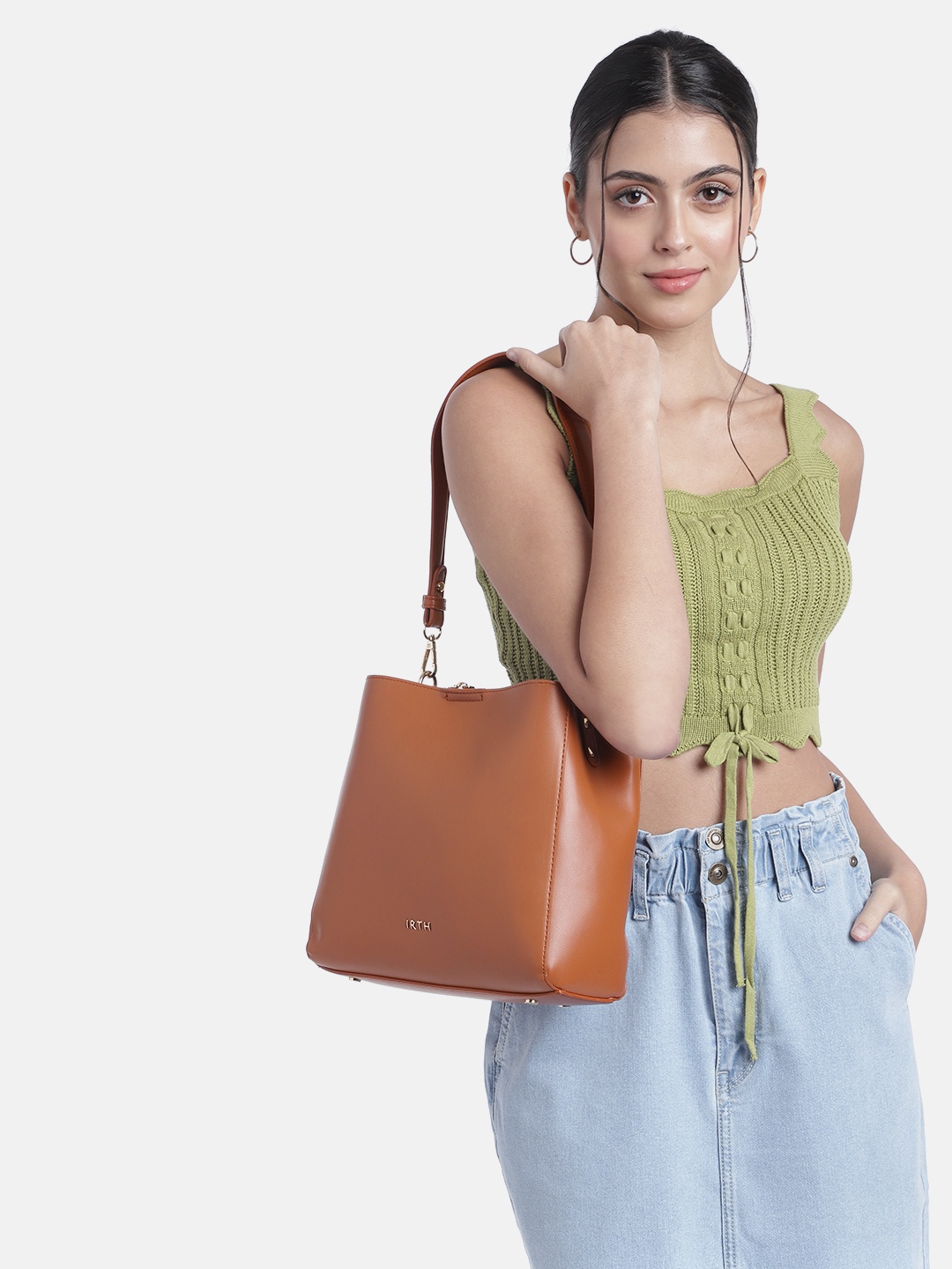 

IRTH Structured Shoulder Bag, Tan