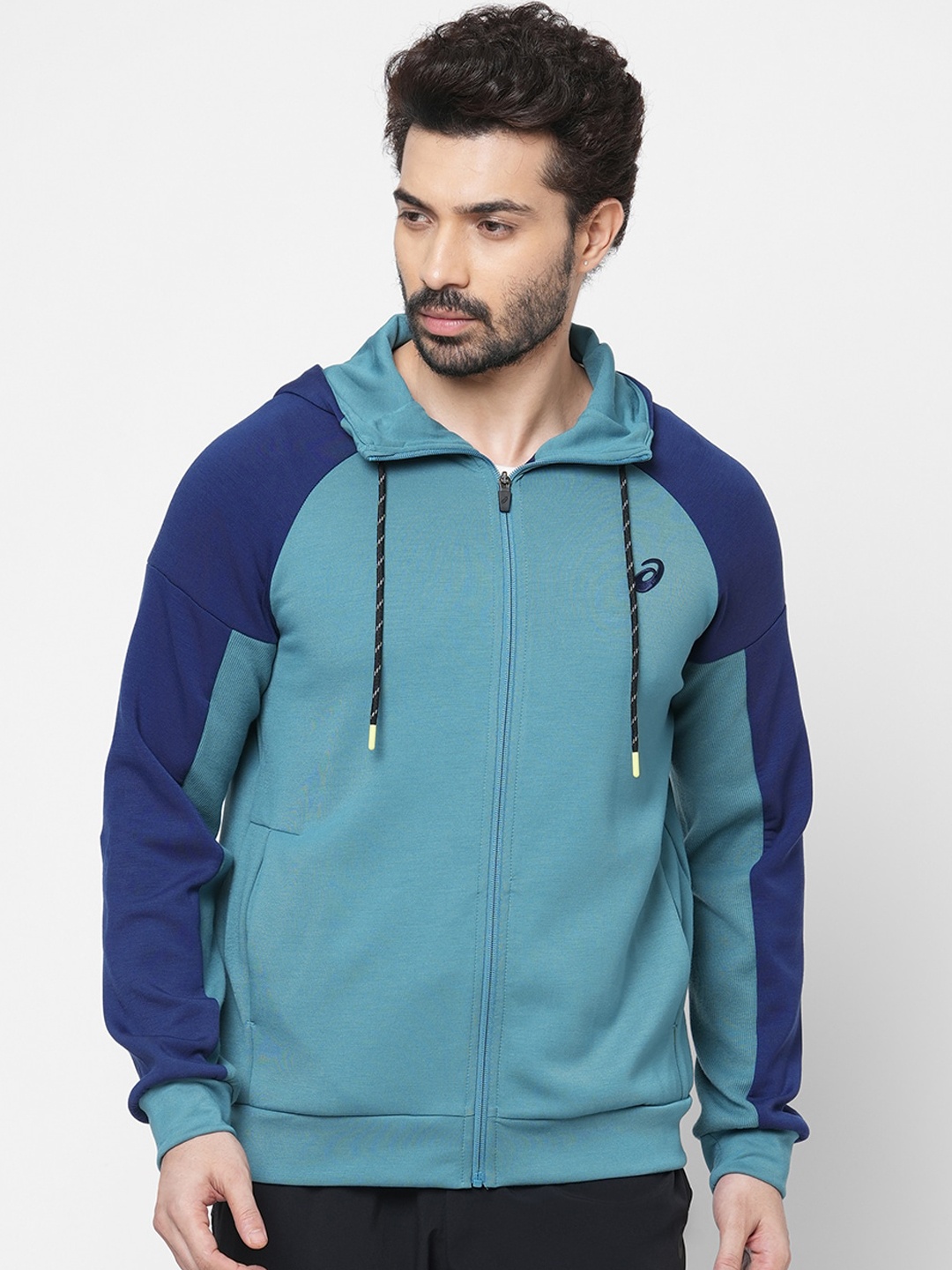 

ASICS Men Green Blue Colourblocked Training or Gym Sporty Jacket
