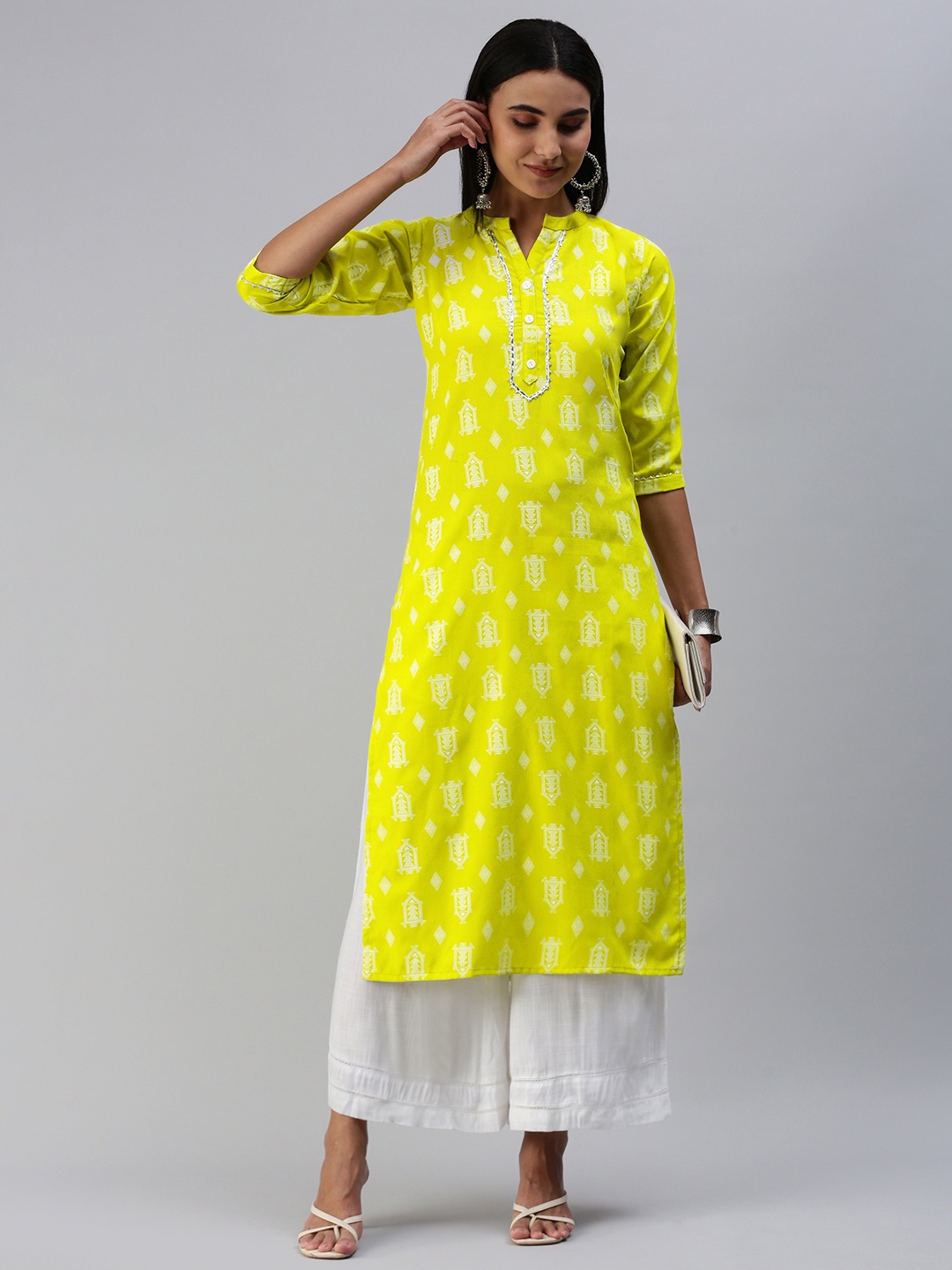 

TORONFRAS Women Yellow & White Ethnic Motifs Printed Gotta Patti Kurta