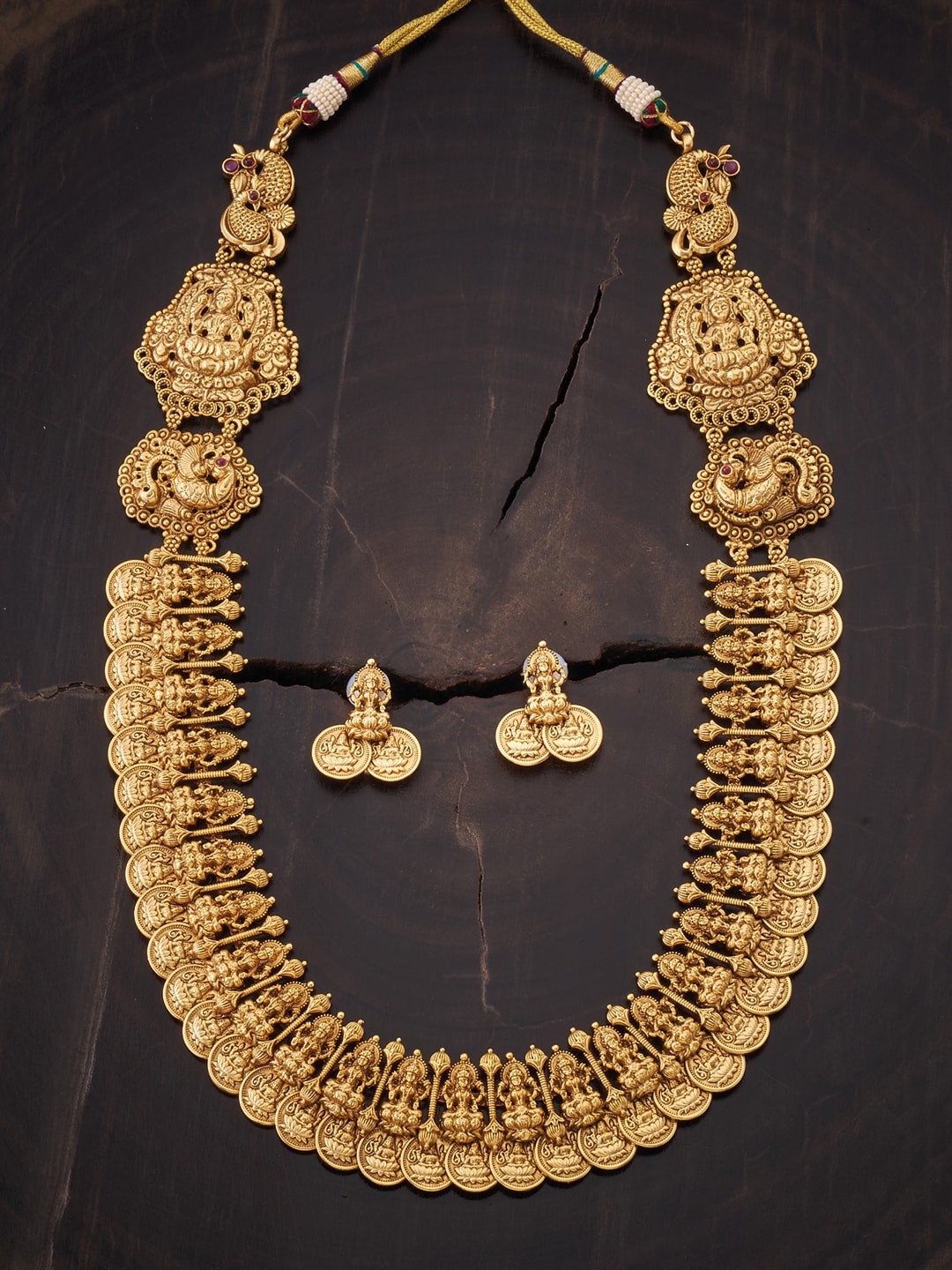

Kushal's Fashion Jewellery Women Gold-Plated & Ruby Stones Embellished Jewellery Set