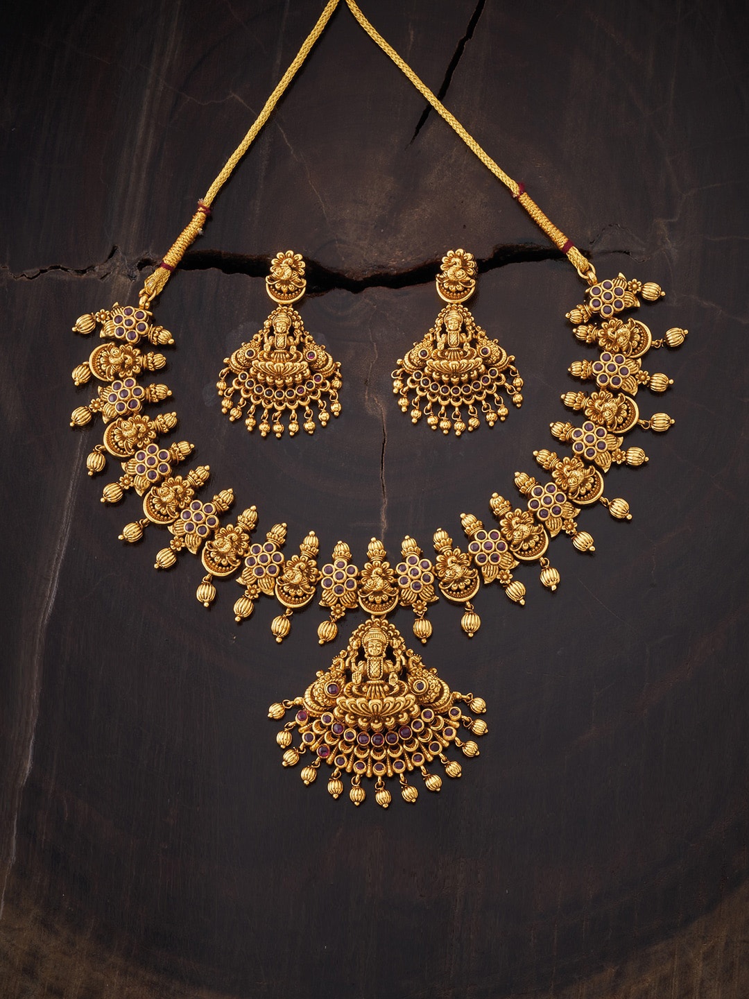 

Kushal's Fashion Jewellery Gold-Toned Pink Stone Studded & Beaded Jewellery Set
