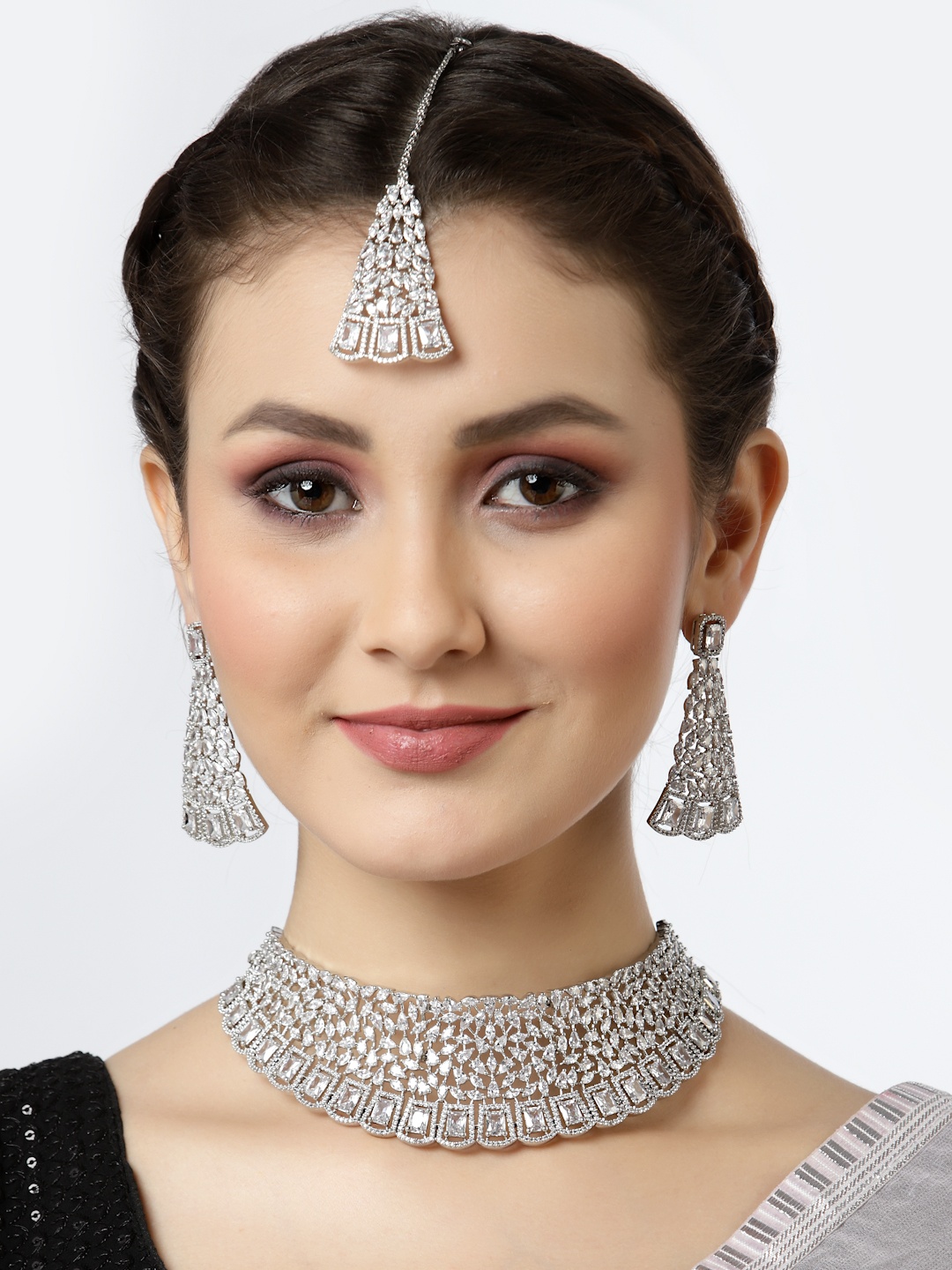 

Arrabi White AD Stone-Studded Silver-Plated Jewellery Set With Tikka