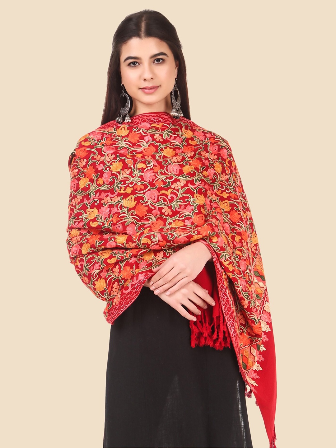 

Anouk Women Red & Pink Embroidered Stole