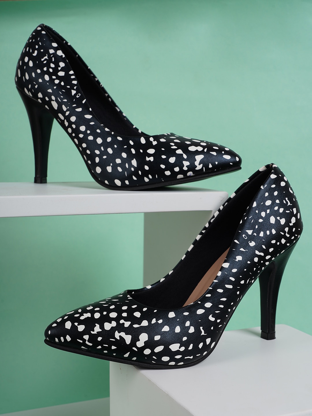 

DressBerry Black Printed Party Stiletto Pumps