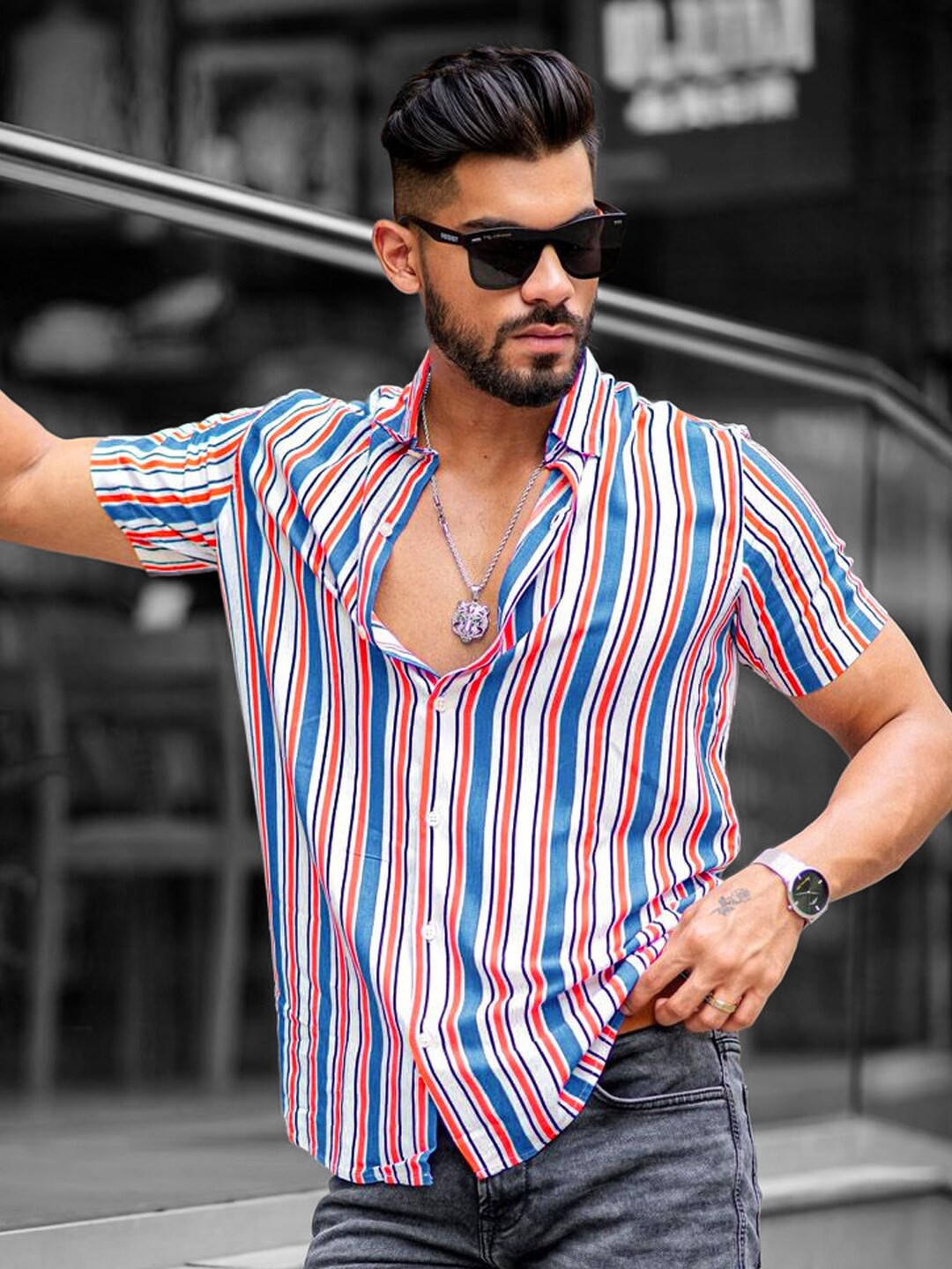 

Powerlook Men Pink Slim Fit Striped Casual Shirt