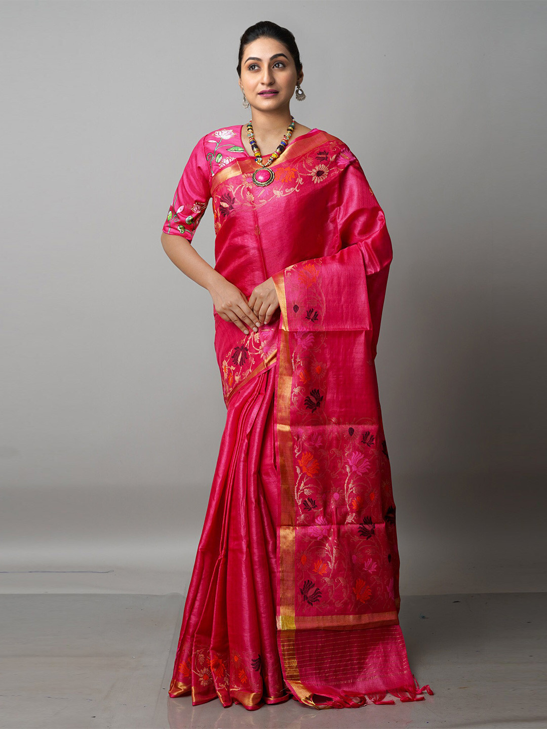 

Unnati Silks Red & Gold-Toned Woven Design Zari Pure Silk Tussar Saree