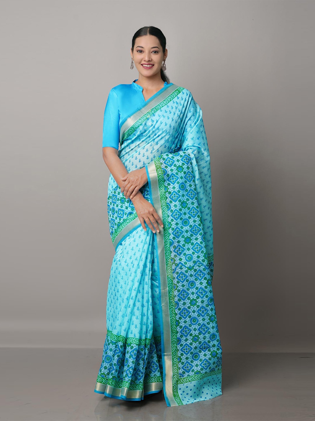 

Unnati Silks Blue & Gold-Toned Ethnic Motifs Zari Mangalagiri Saree