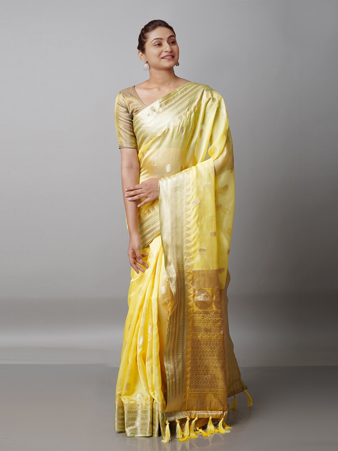 

Unnati Silks Yellow & Silver-Toned Ethnic Motifs Banarasi Zari Saree