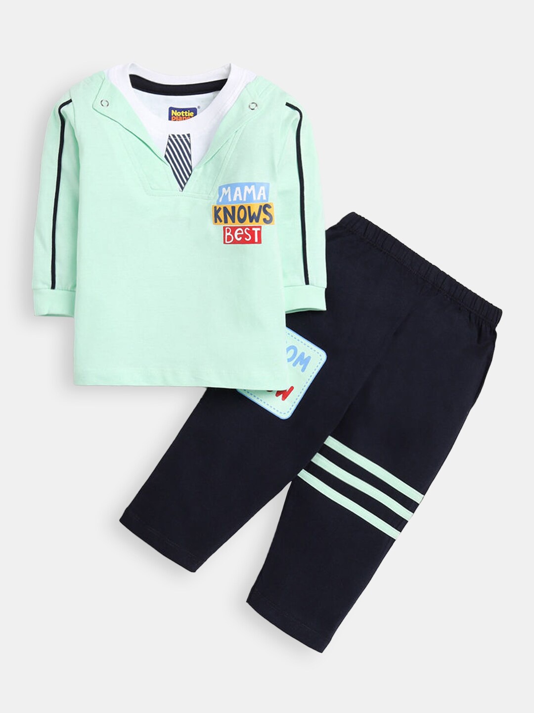 

Hopscotch Boys Green & Black Printed Pure Cotton T-shirt with Trousers