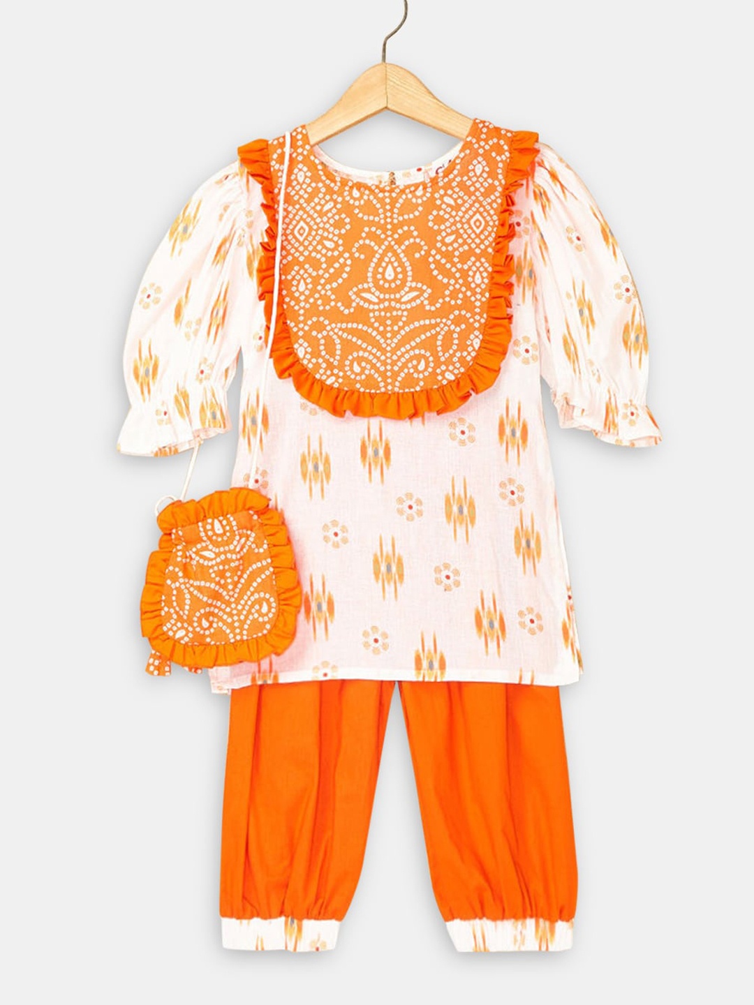 

Hopscotch Girls White Ethnic Motifs Printed Pure Cotton Kurta with Salwar