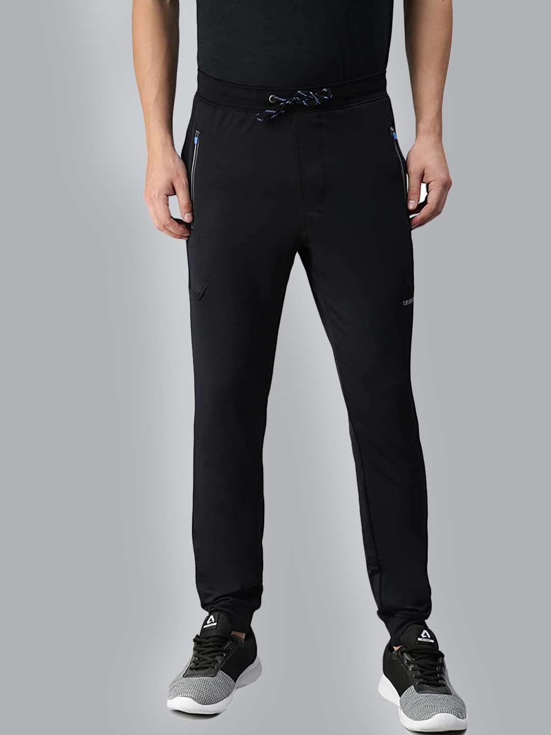 

Macroman M-Series Men Black Solid Cotton Joggers