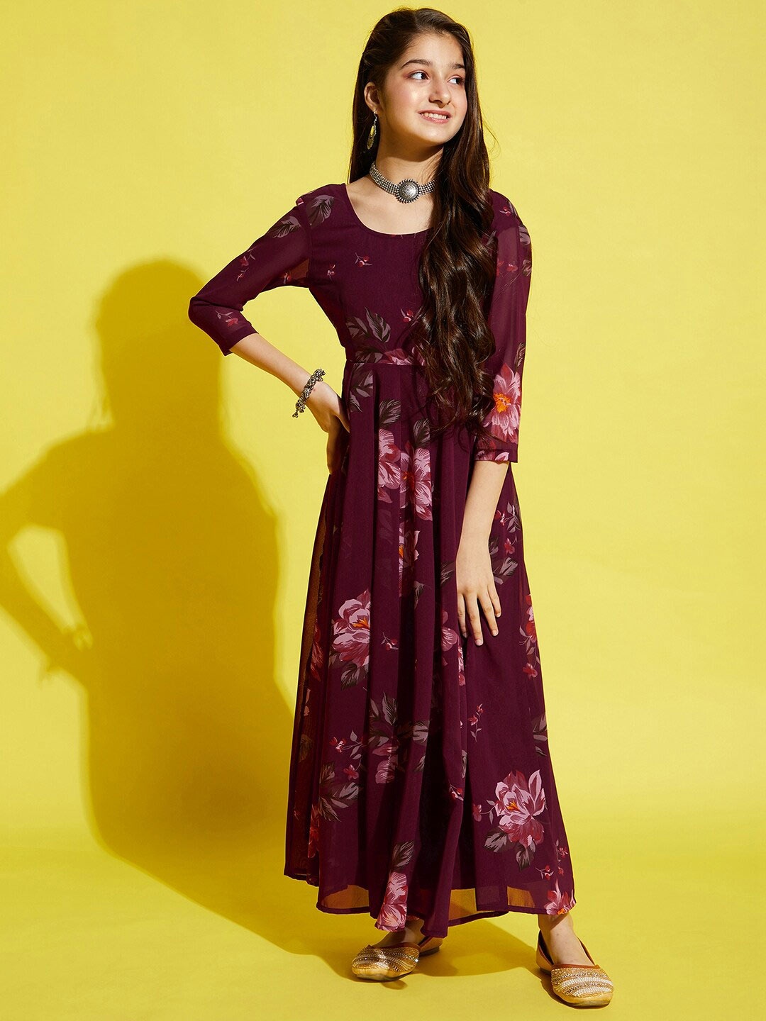 

Cherry & Jerry Girls Brown & Pink Floral Georgette Maxi Maxi Dress