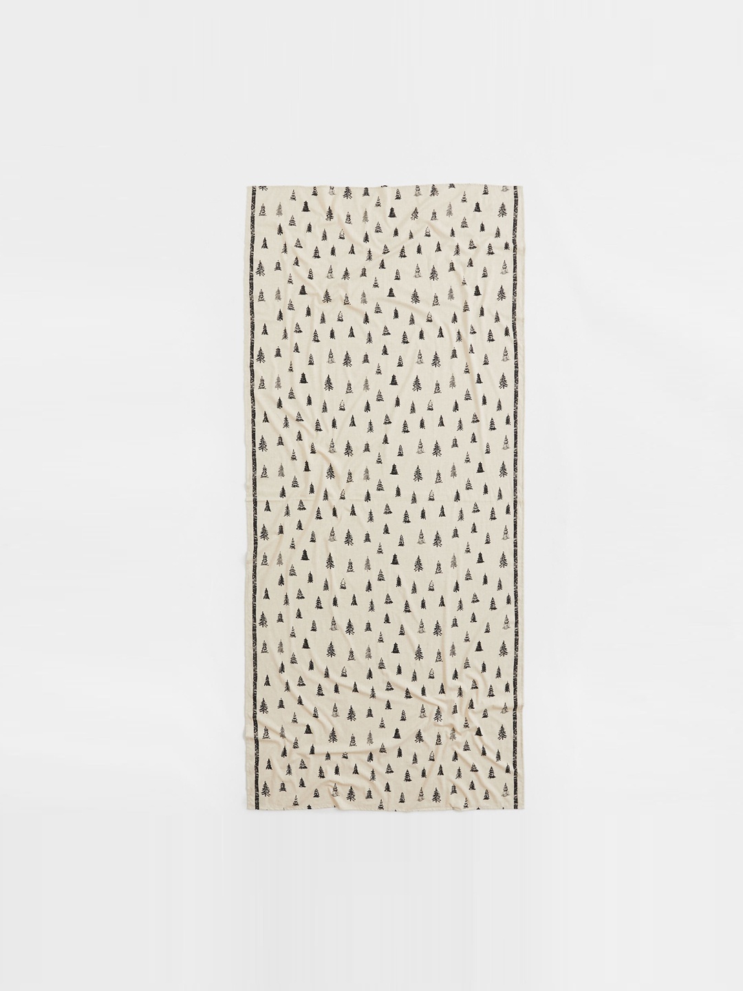 

H&M Beige Patterned Table Cloth
