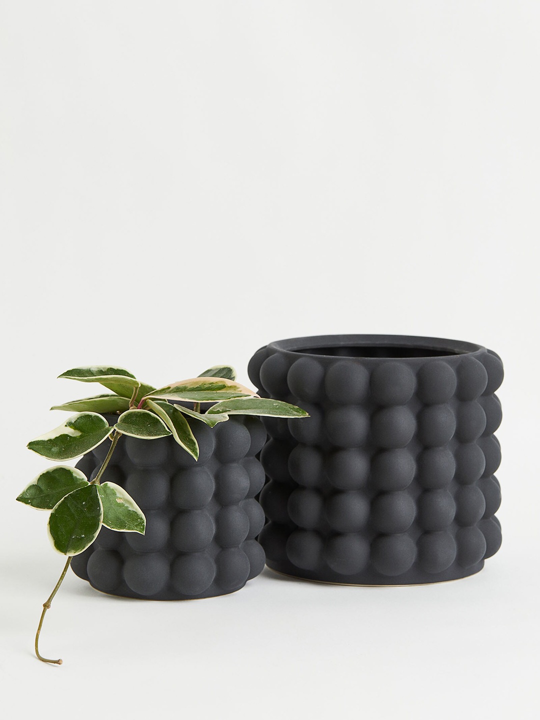 

H&M Black Bubbled Plant Pot