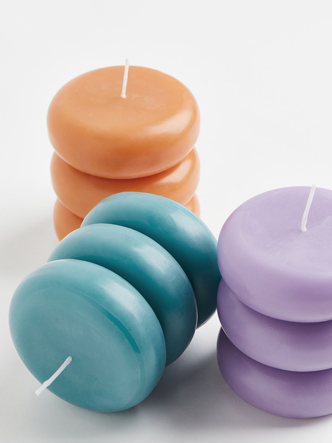 

H&M Yellow Shaped Pillar Candle