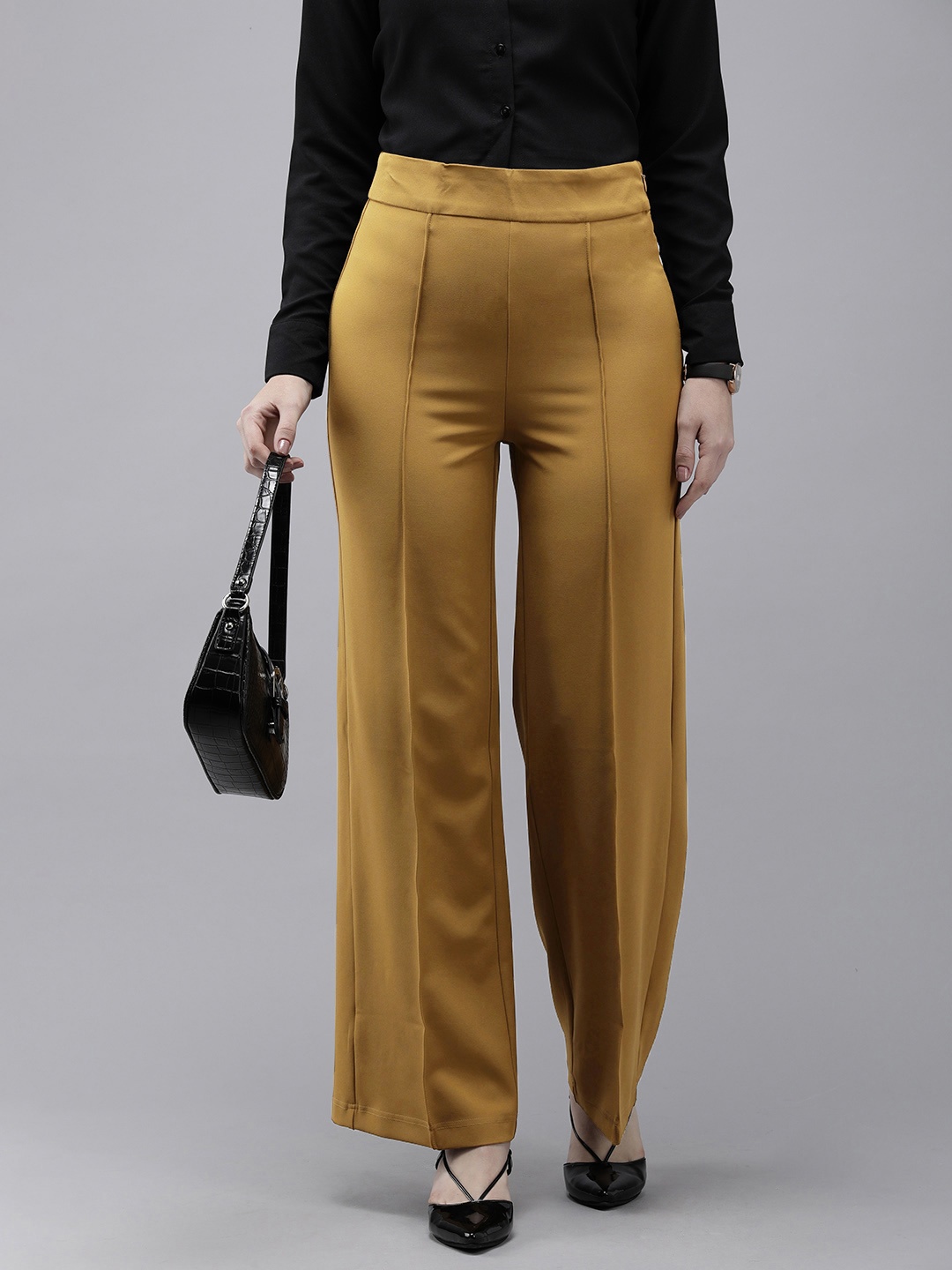 

Van Heusen Woman Pleated Parallel Trousers, Khaki