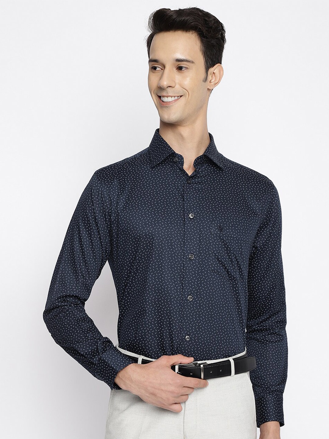 

Cantabil Men Printed Cotton Formal Shirt, Navy blue