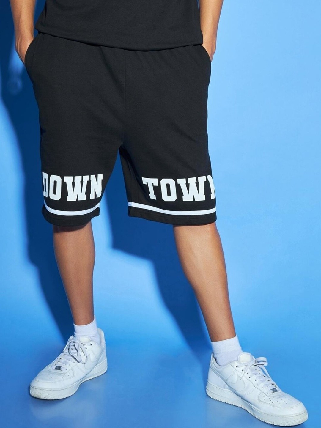 

Bewakoof Men Black Printed Oversized Sports Shorts