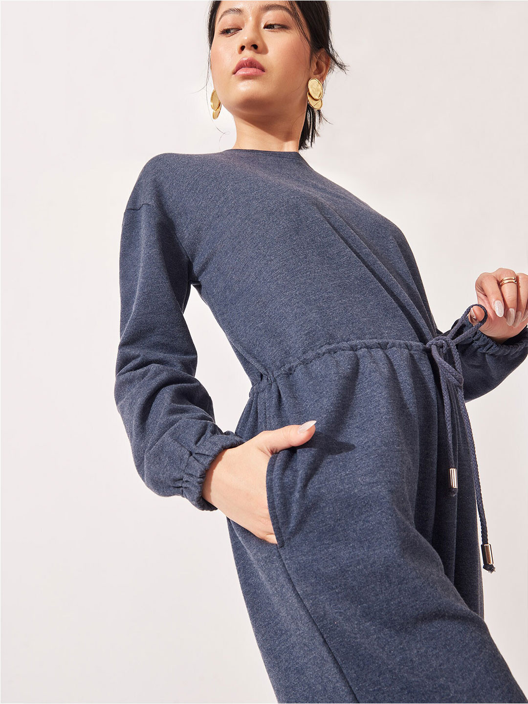 

The Label Life Blue Solid Basic Jumpsuit