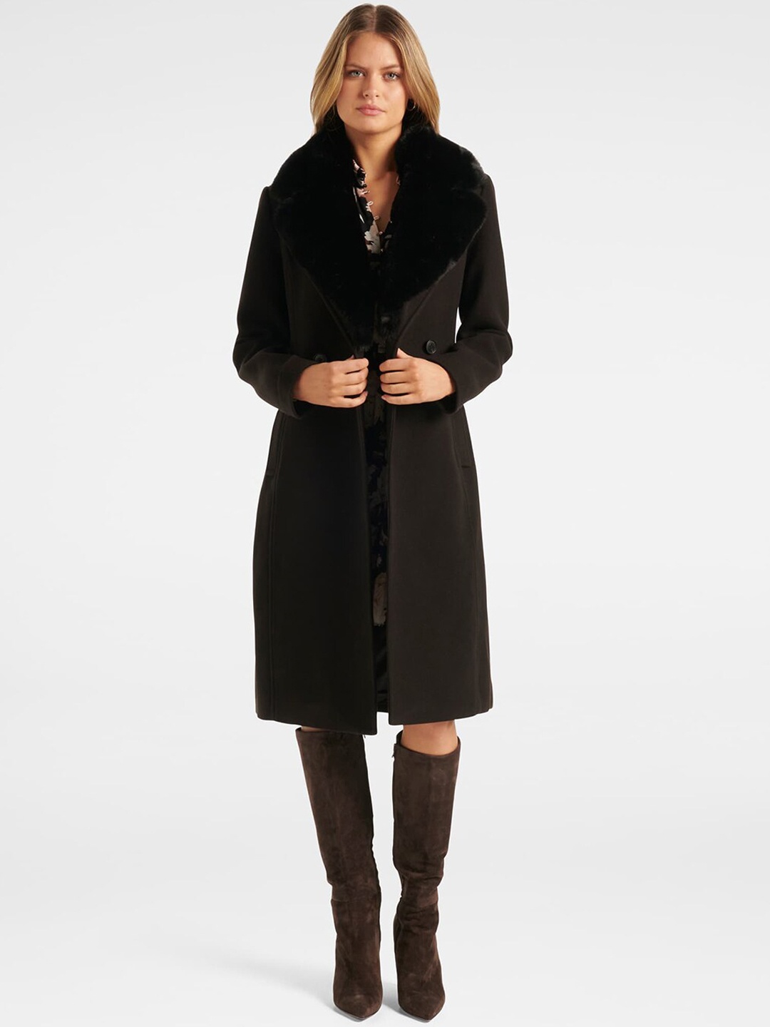 

Forever New Women Black Solid Double Breasted Fur Collar Coat