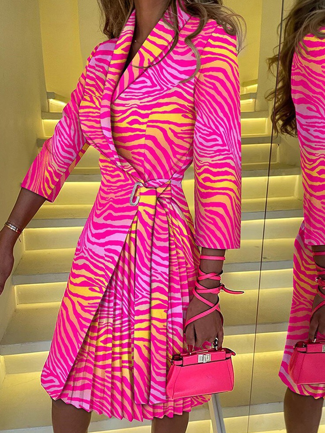 

BoStreet Women Pink & Yellow Abstract Print Midi Dress