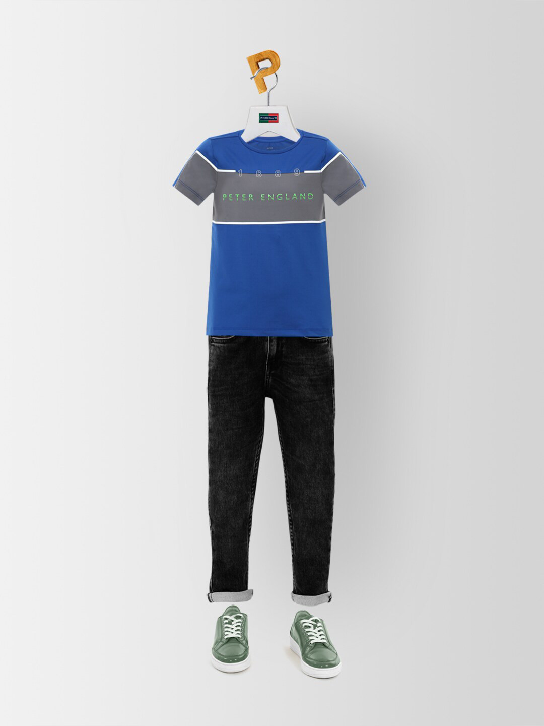 

Peter England Boys Blue Typography Printed Cotton T-shirt