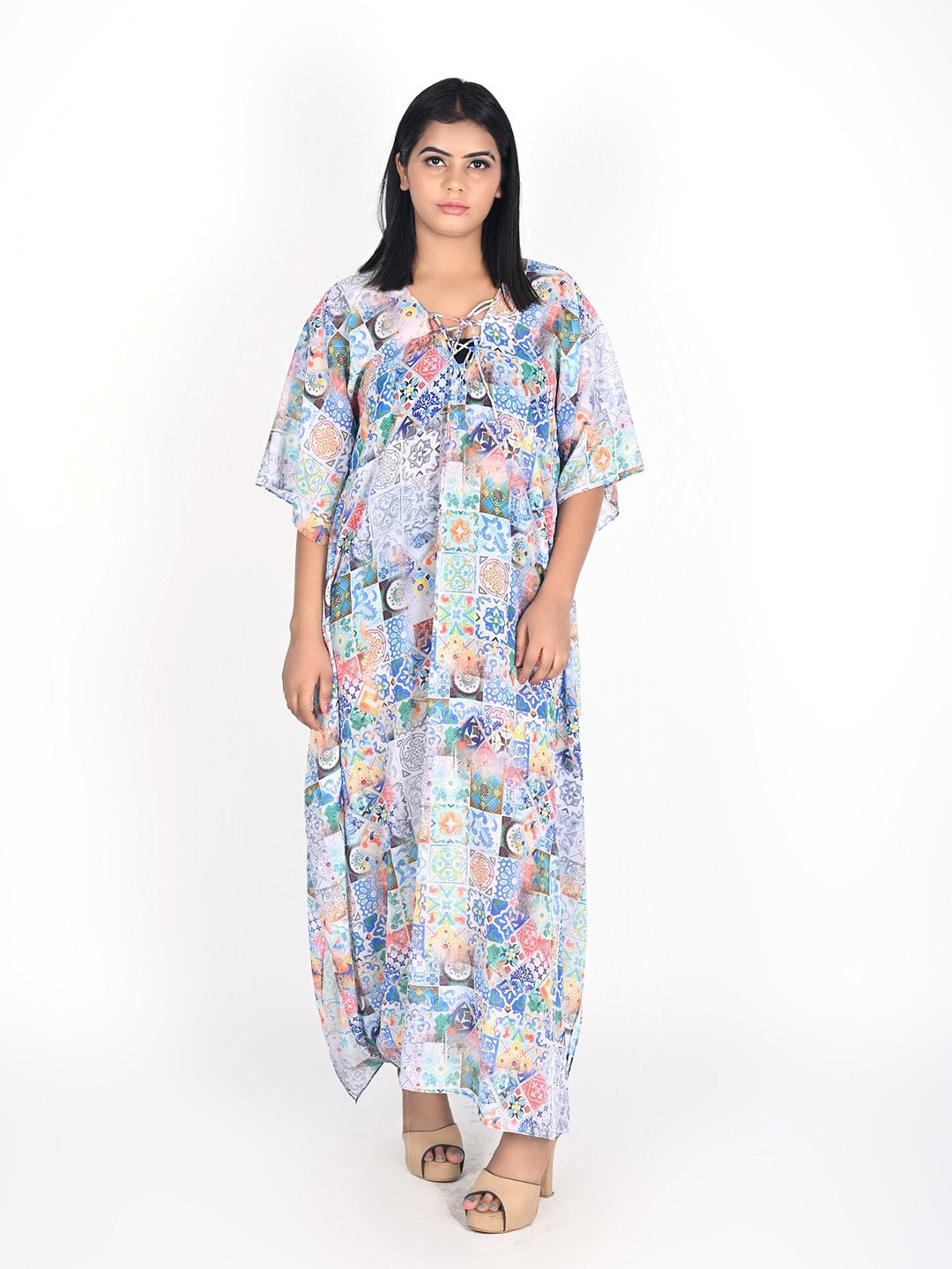 

Rajoria Instyle White & Blue Georgette Maxi Maxi Dress