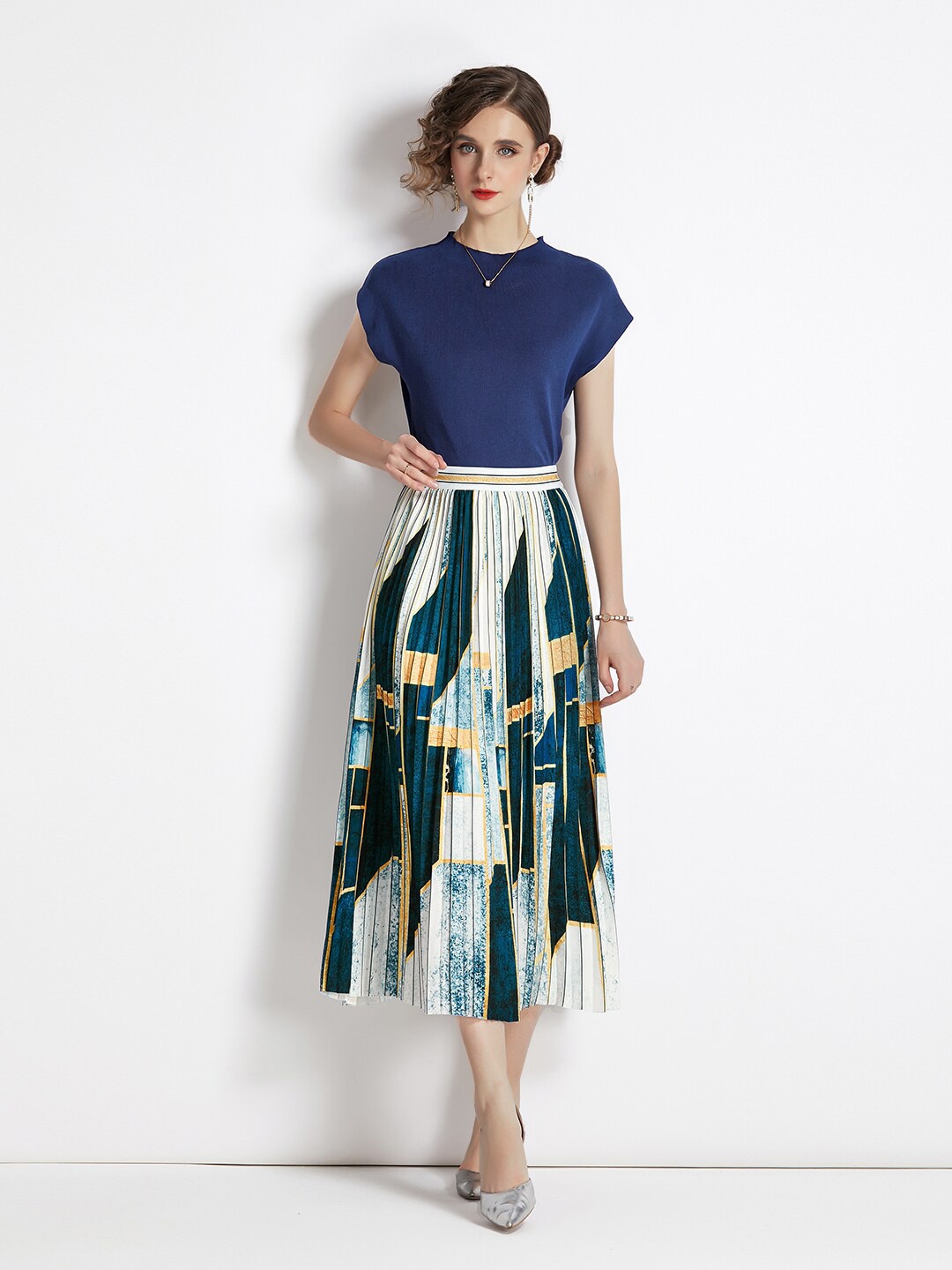 

JC Collection Women Blue & White Top with Skirt