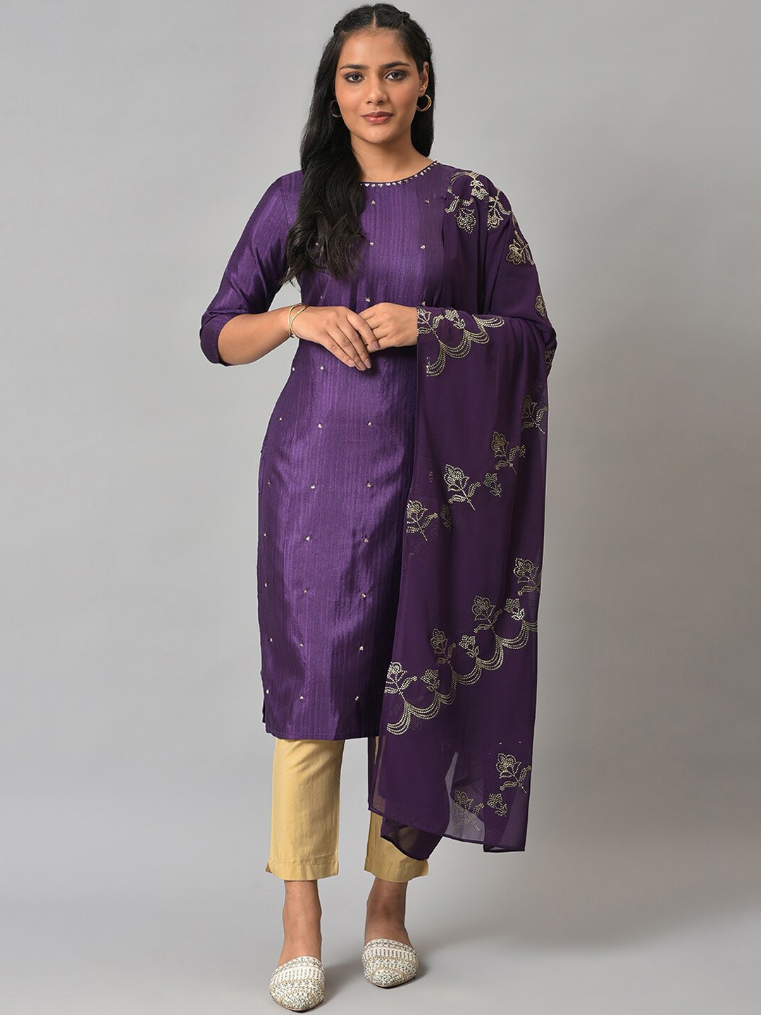 

W Women Purple Ethnic Motifs Sequinned Kurta with Trousers & With Dupatta