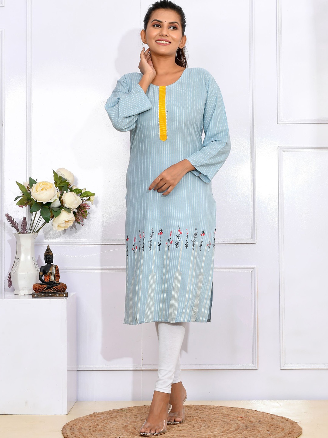 

Kesarya Women Blue Floral Printed Pure Cotton Kurta