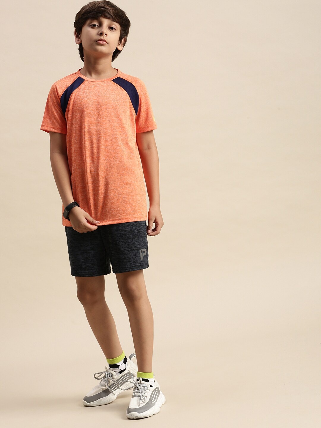 

PIPIN Boys Orange Solid T-shirt