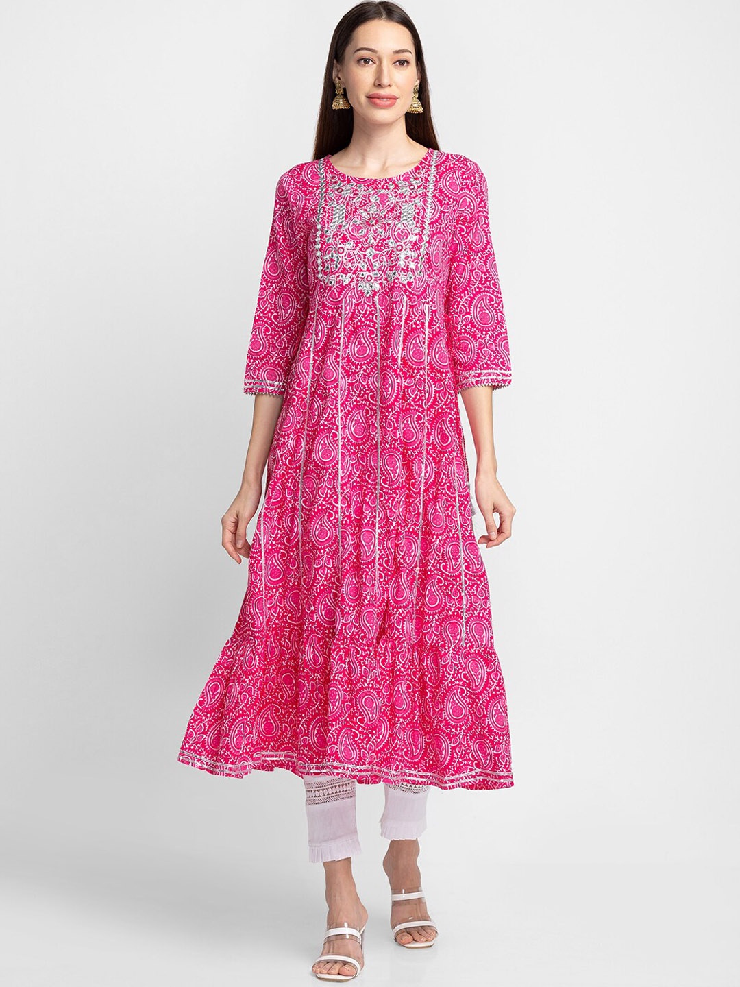 

Globus Women Pink Ethnic Motifs Printed Gotta Patti Kurta