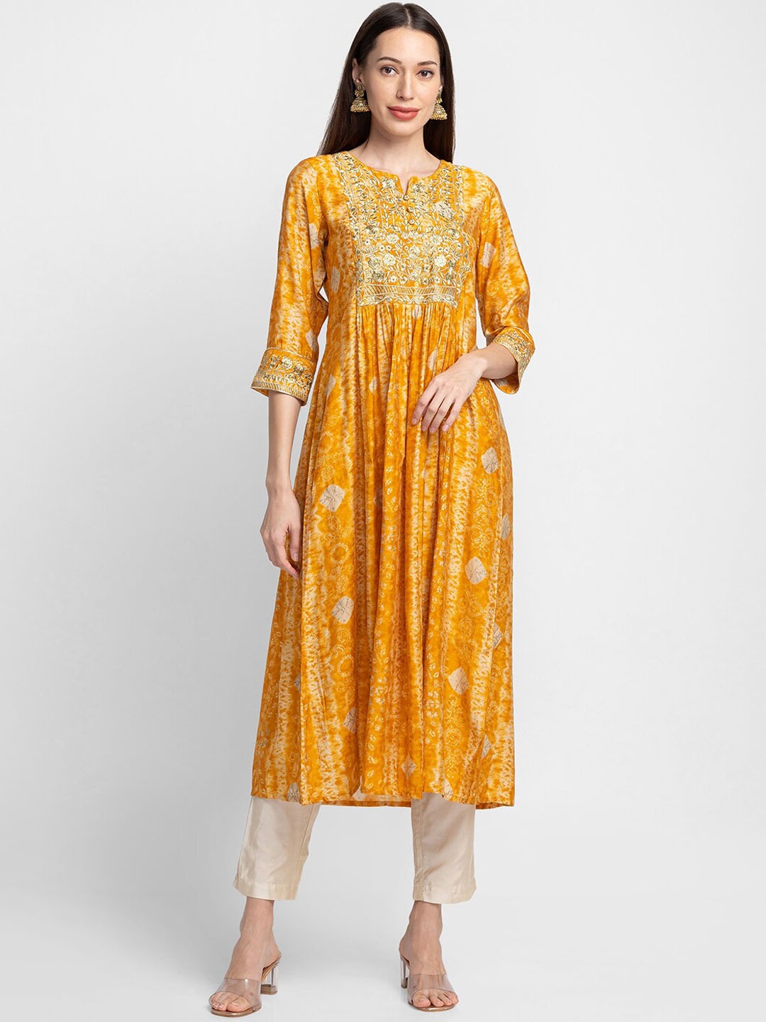 

Globus Women Yellow Geometric Printed Thread Work Kurta