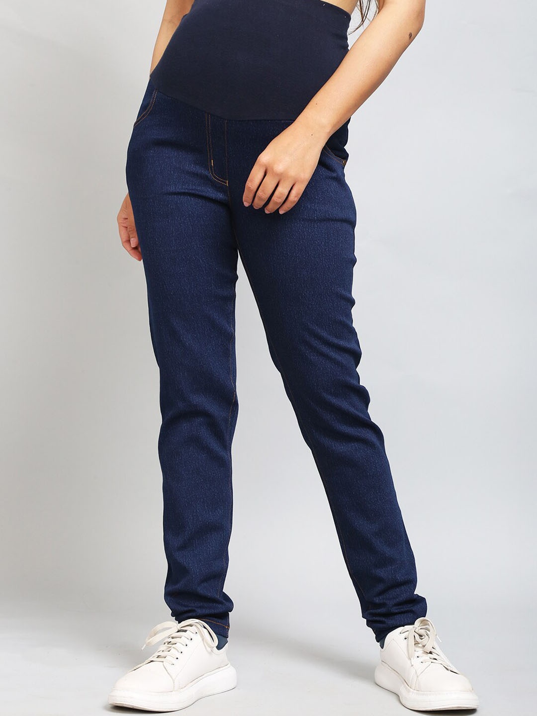 

SillyBoom Women Low-Rise Stretchable Jeans, Navy blue