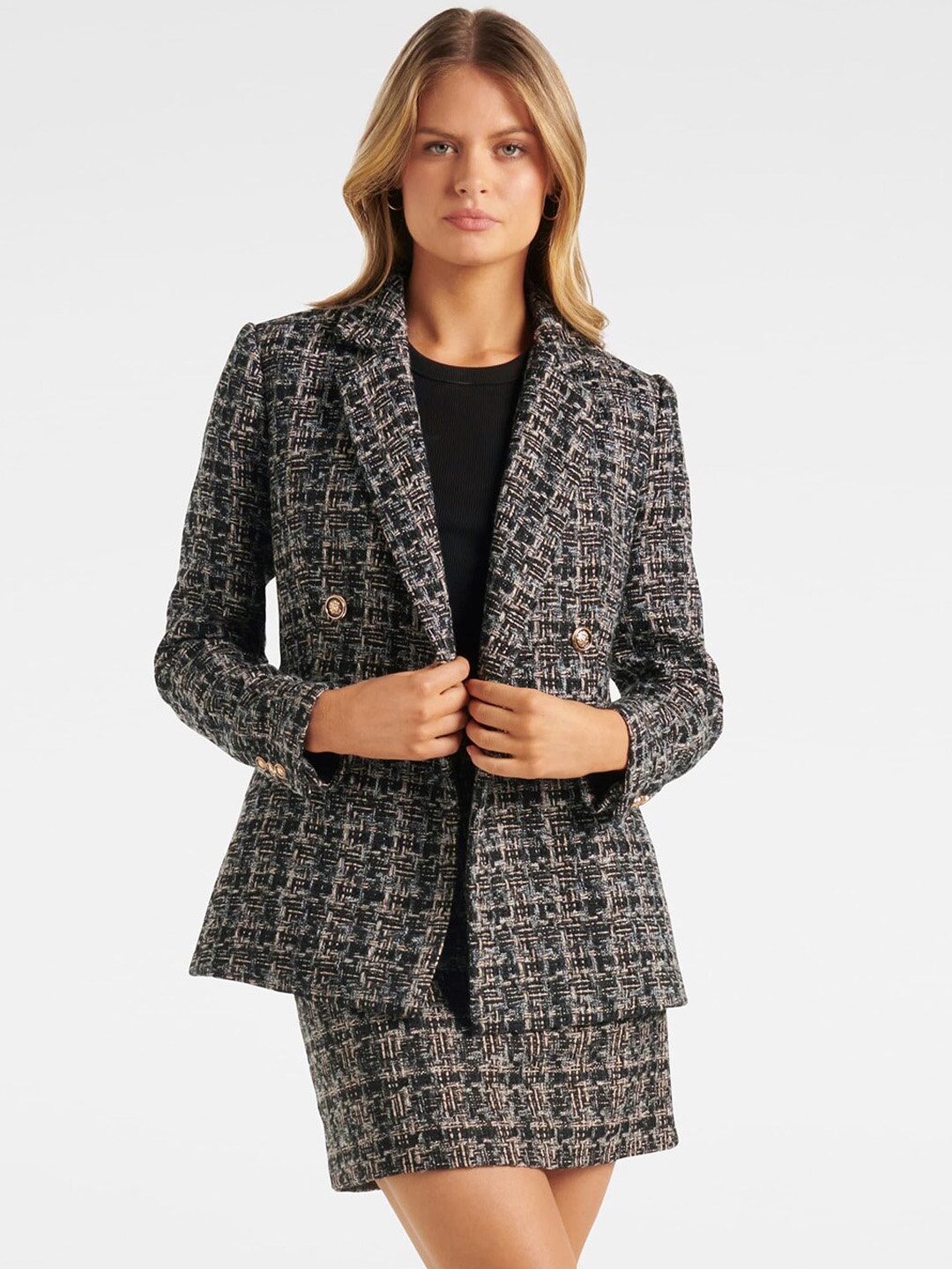 

Forever New Women Black & Beige Checked Double Breasted Blazer