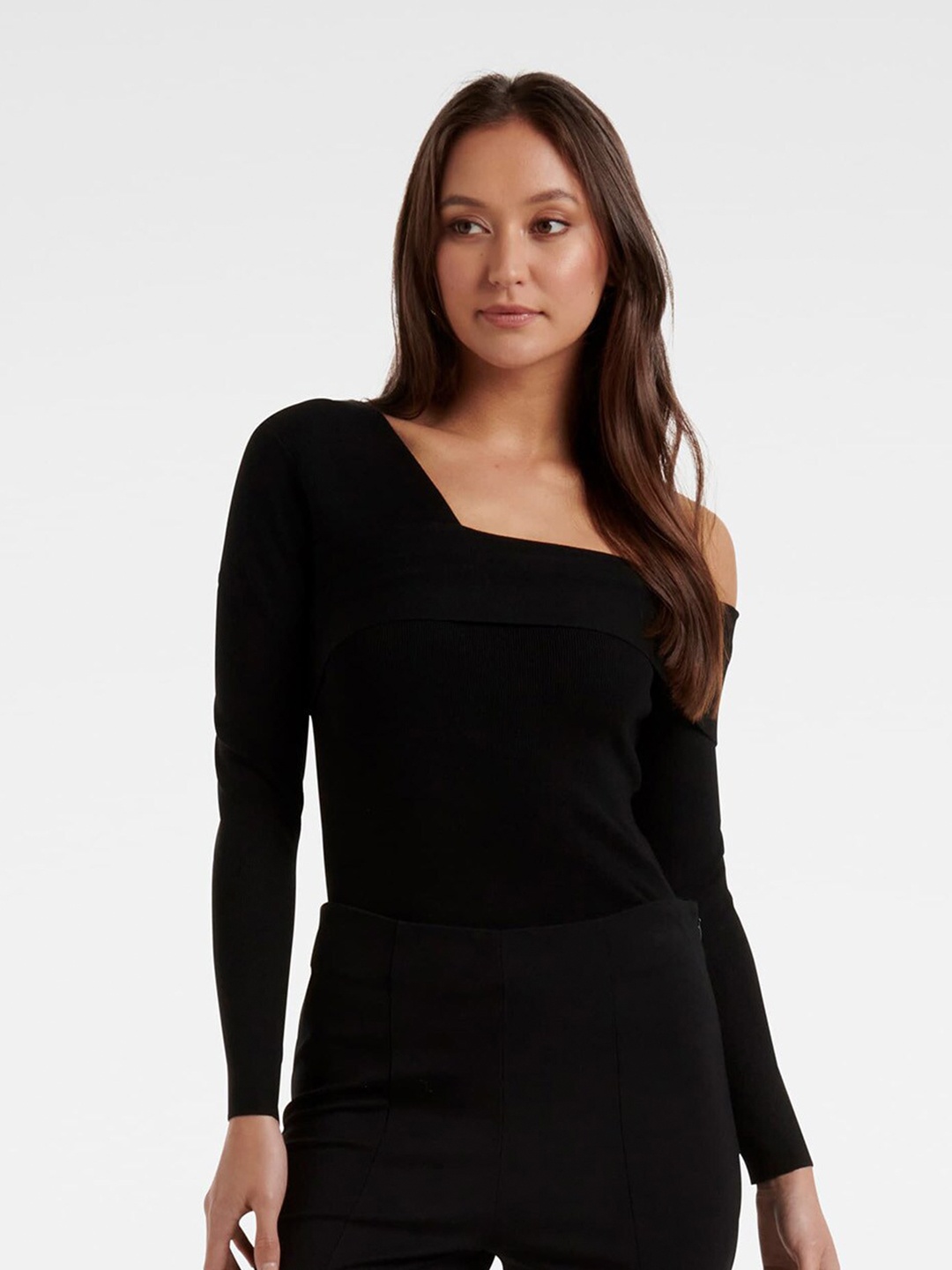 

Forever New Woman Black One Shoulder Top