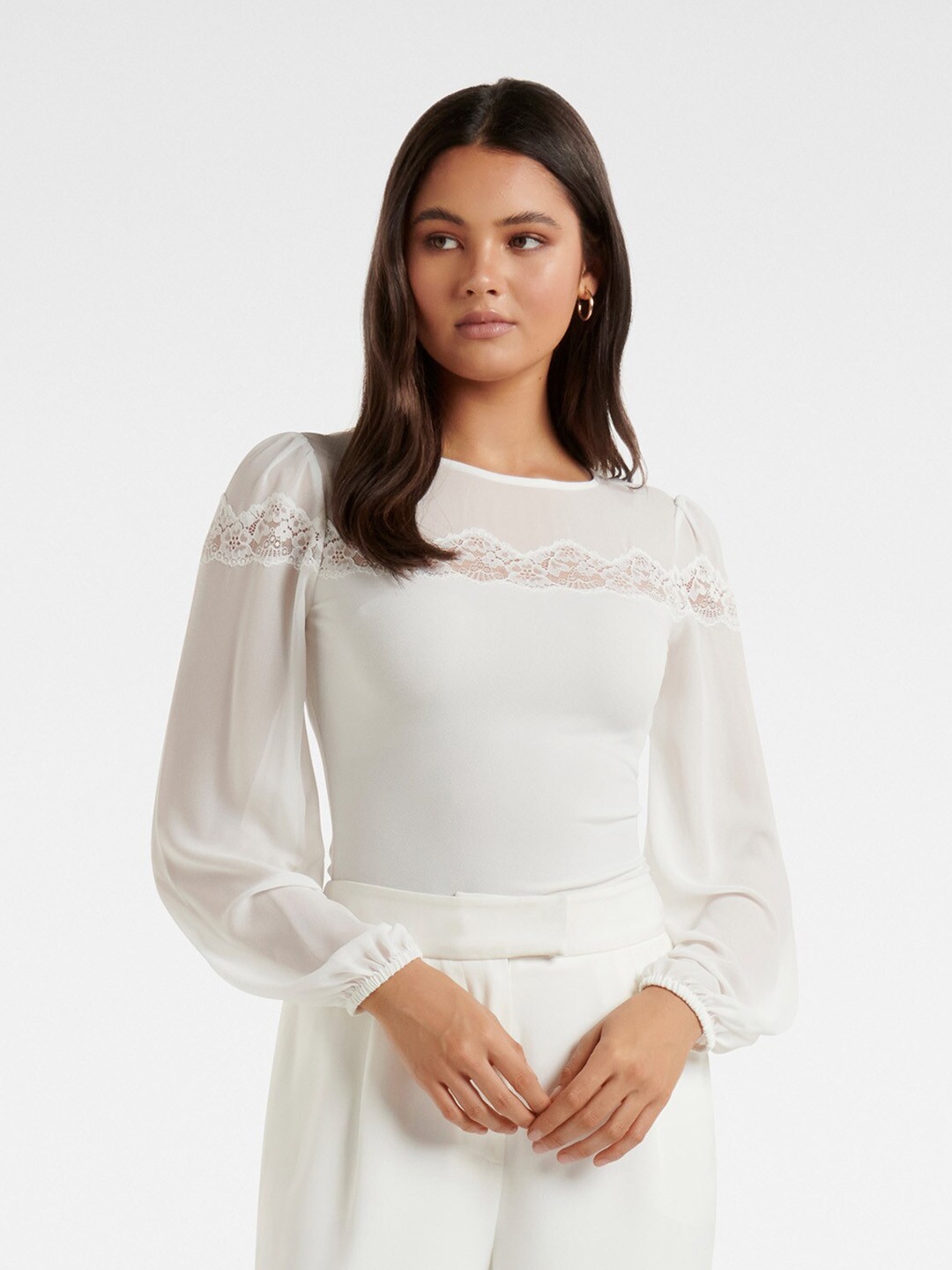 

Forever New White Solid Crepe Puffed Sleeves Top